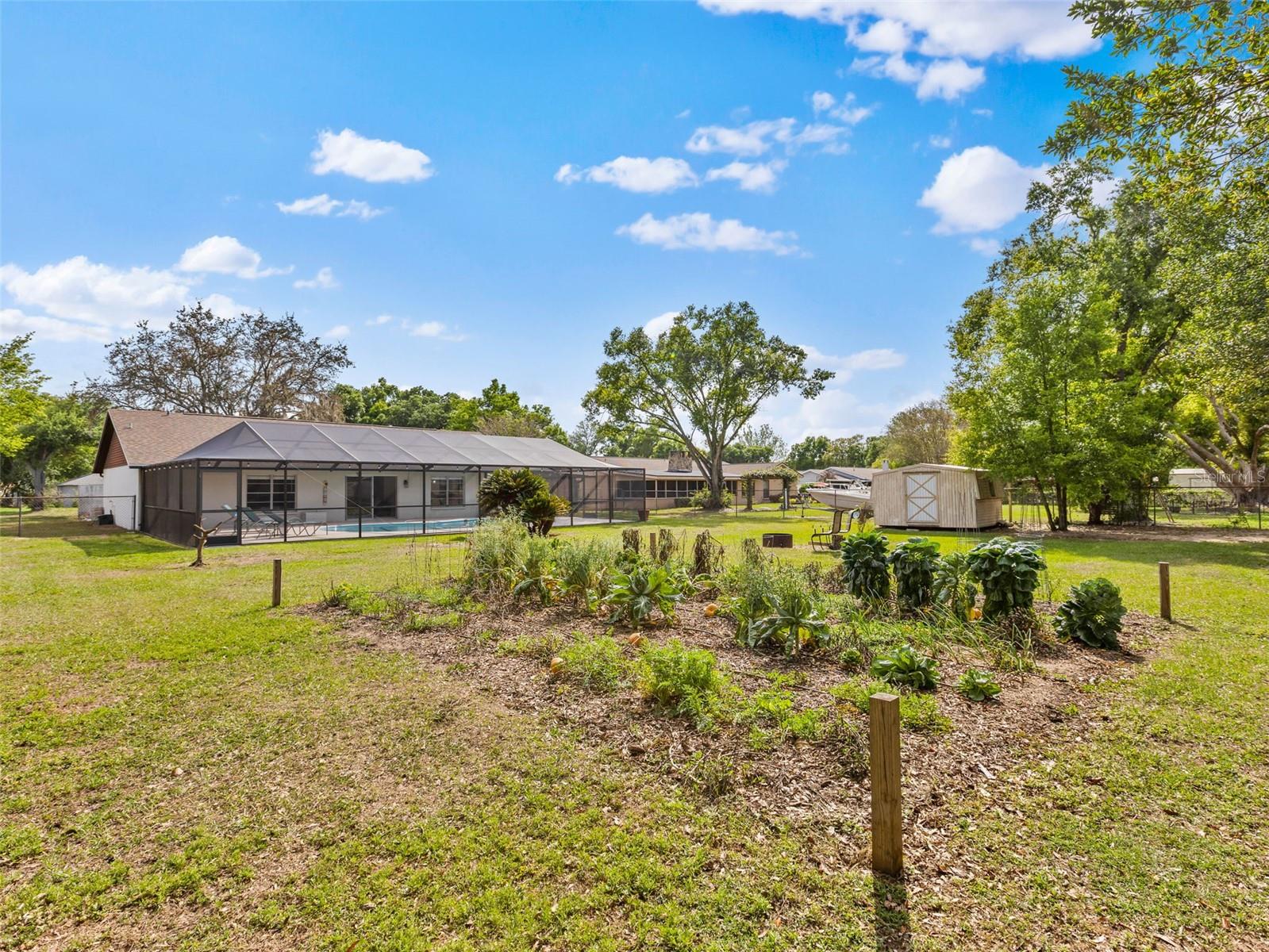 Image 37 of 46 For 322 Hollowtree Drive