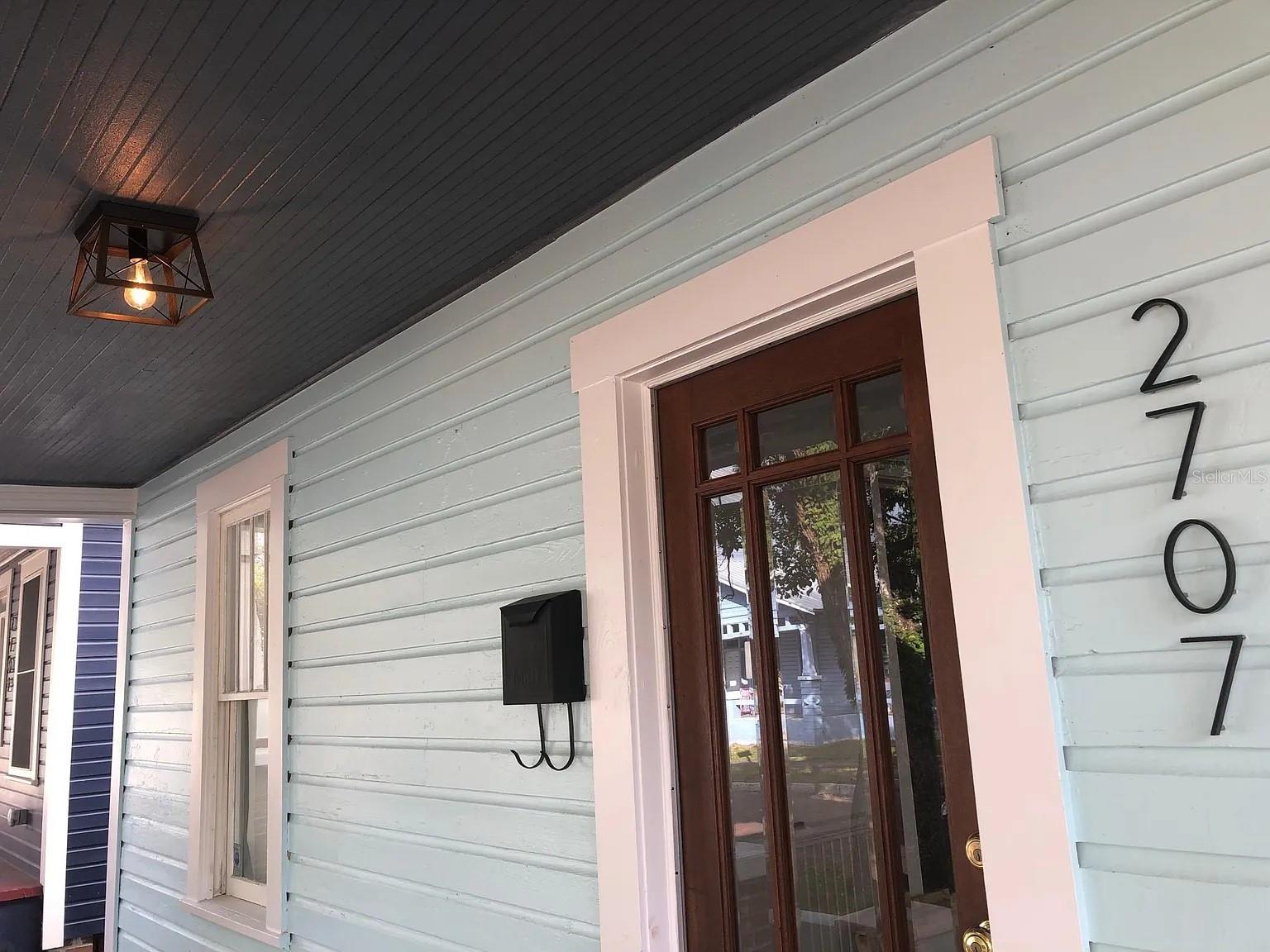 Listing photo id 9 for 2707 19th Street