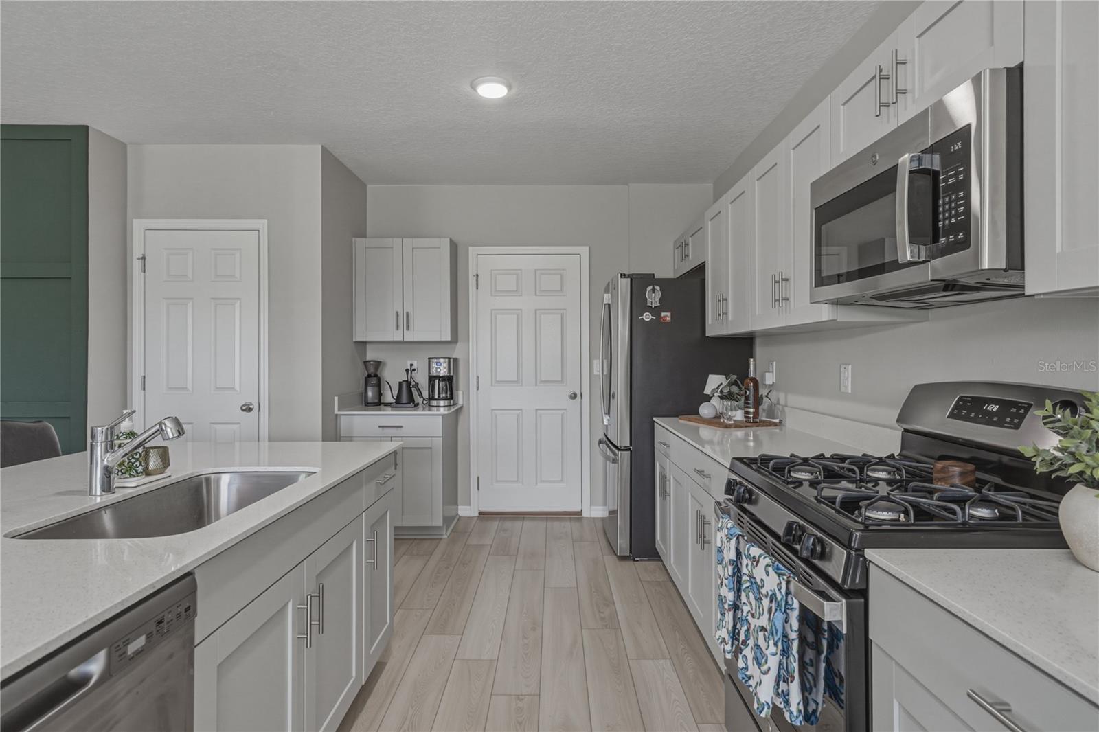 Image 23 of 78 For 5508 Summer Sunset Drive