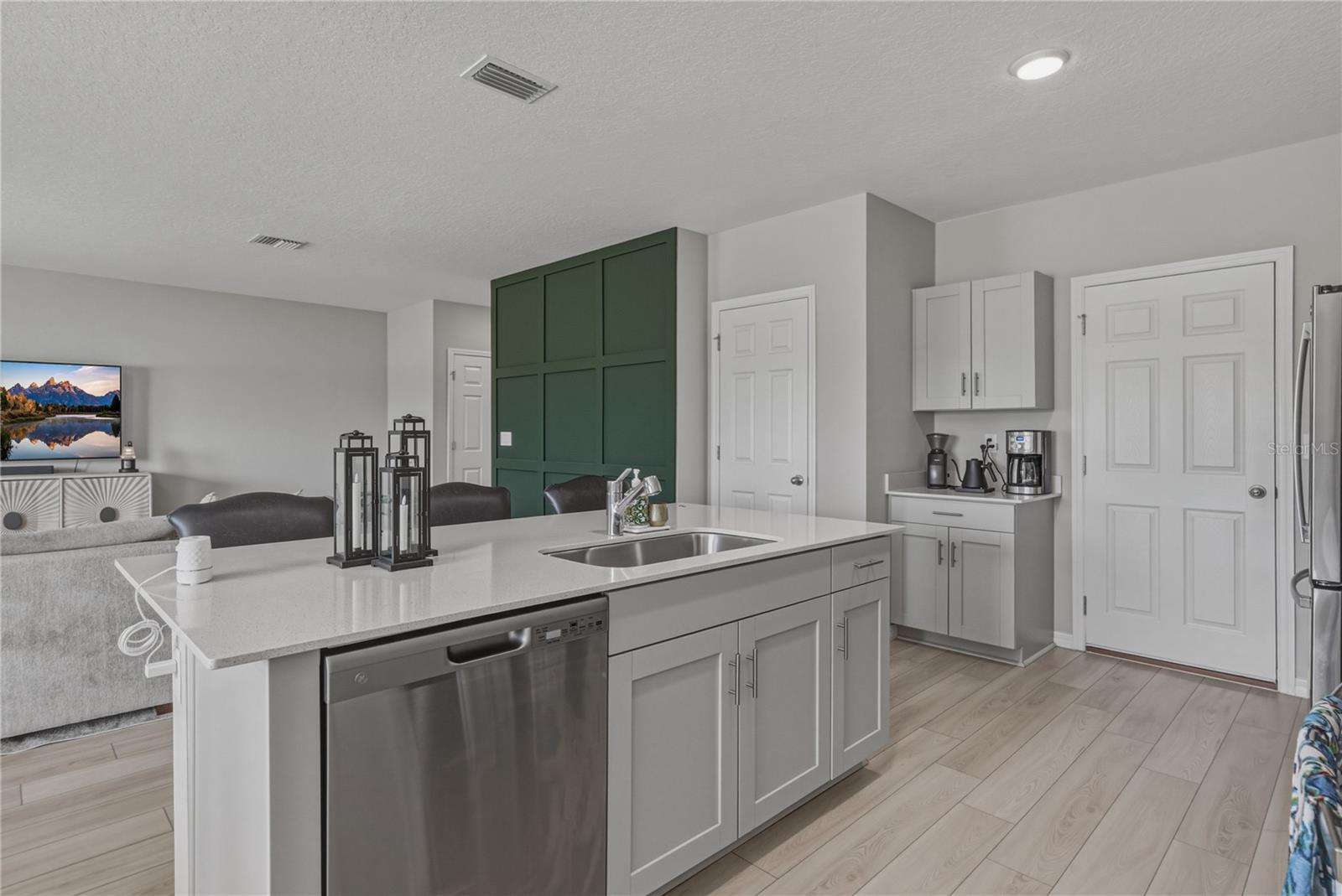 Image 24 of 78 For 5508 Summer Sunset Drive