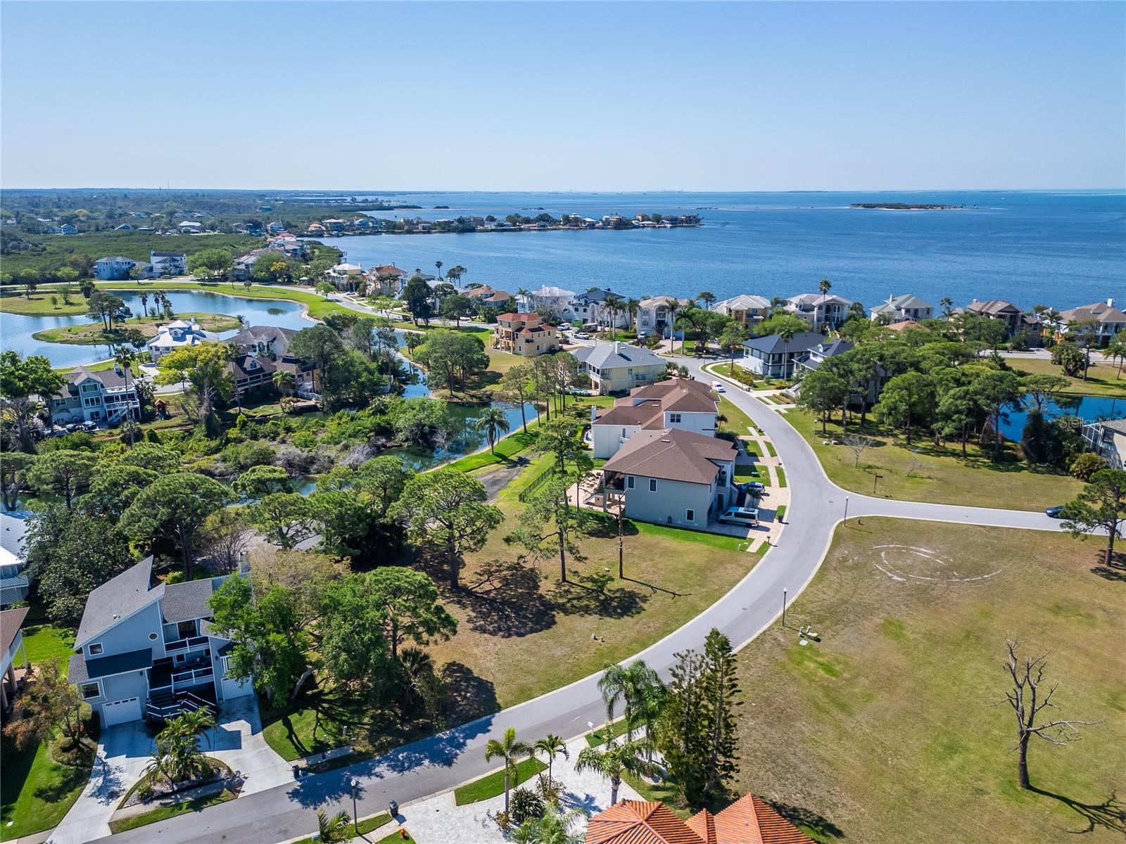 Image 21 of 28 For Pointe Alexis Drive