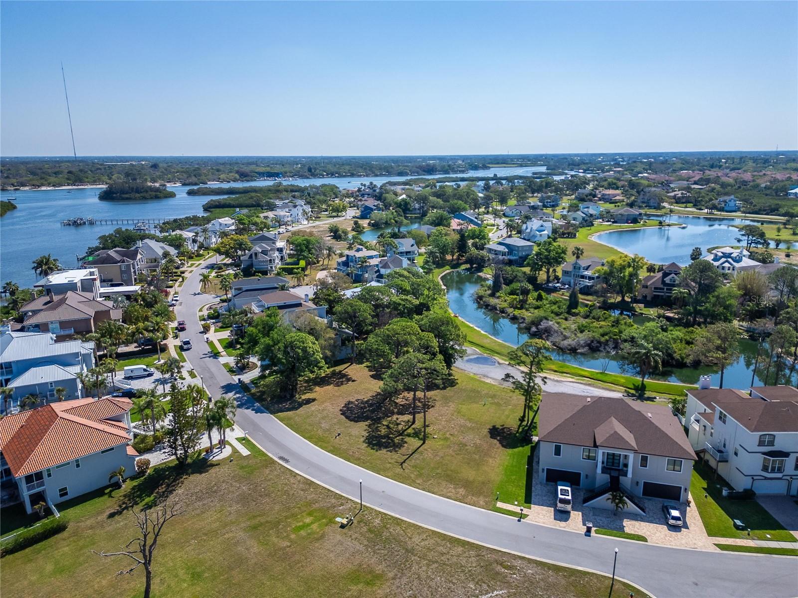 Image 22 of 28 For Pointe Alexis Drive