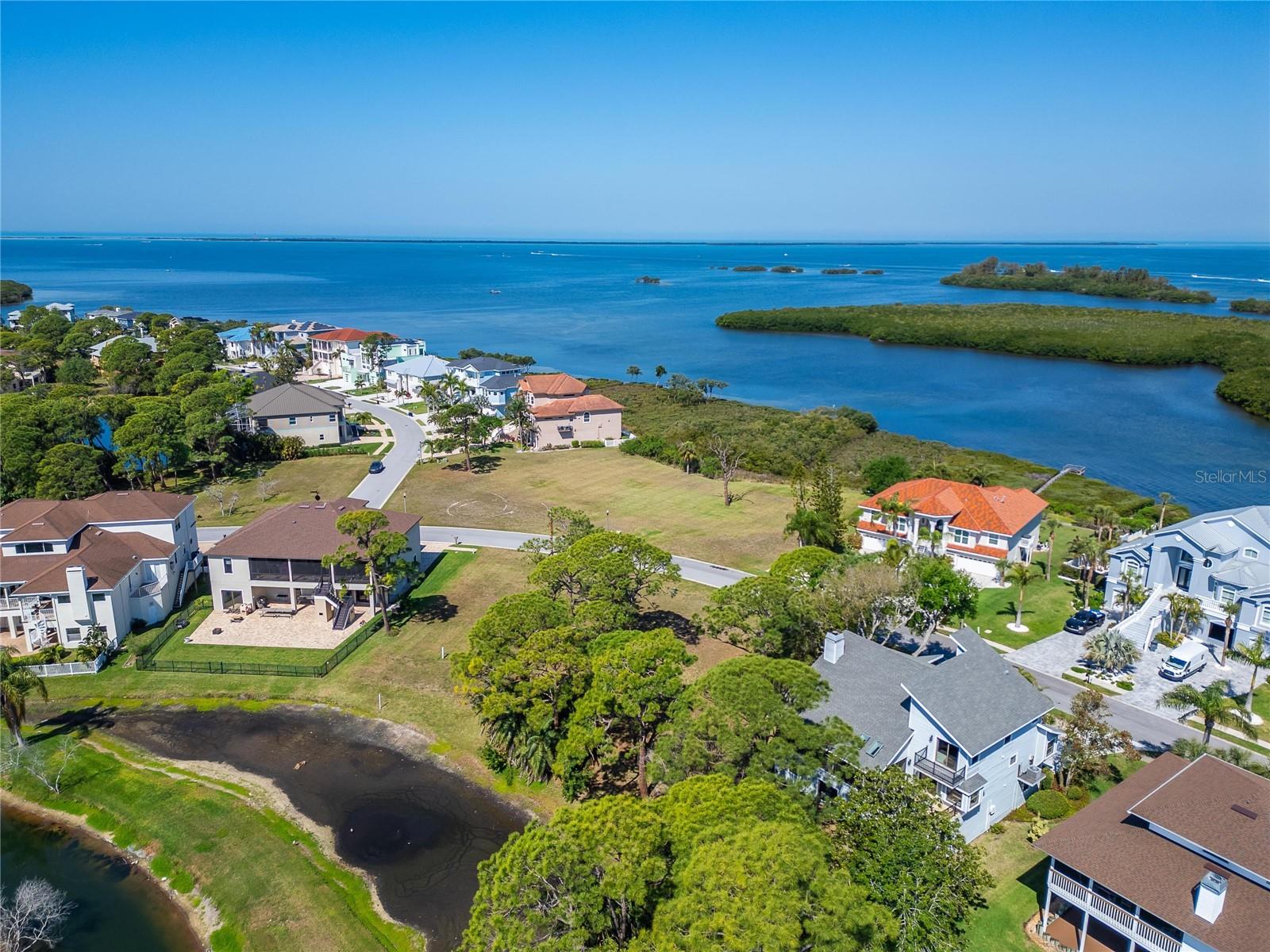 Image 27 of 28 For Pointe Alexis Drive