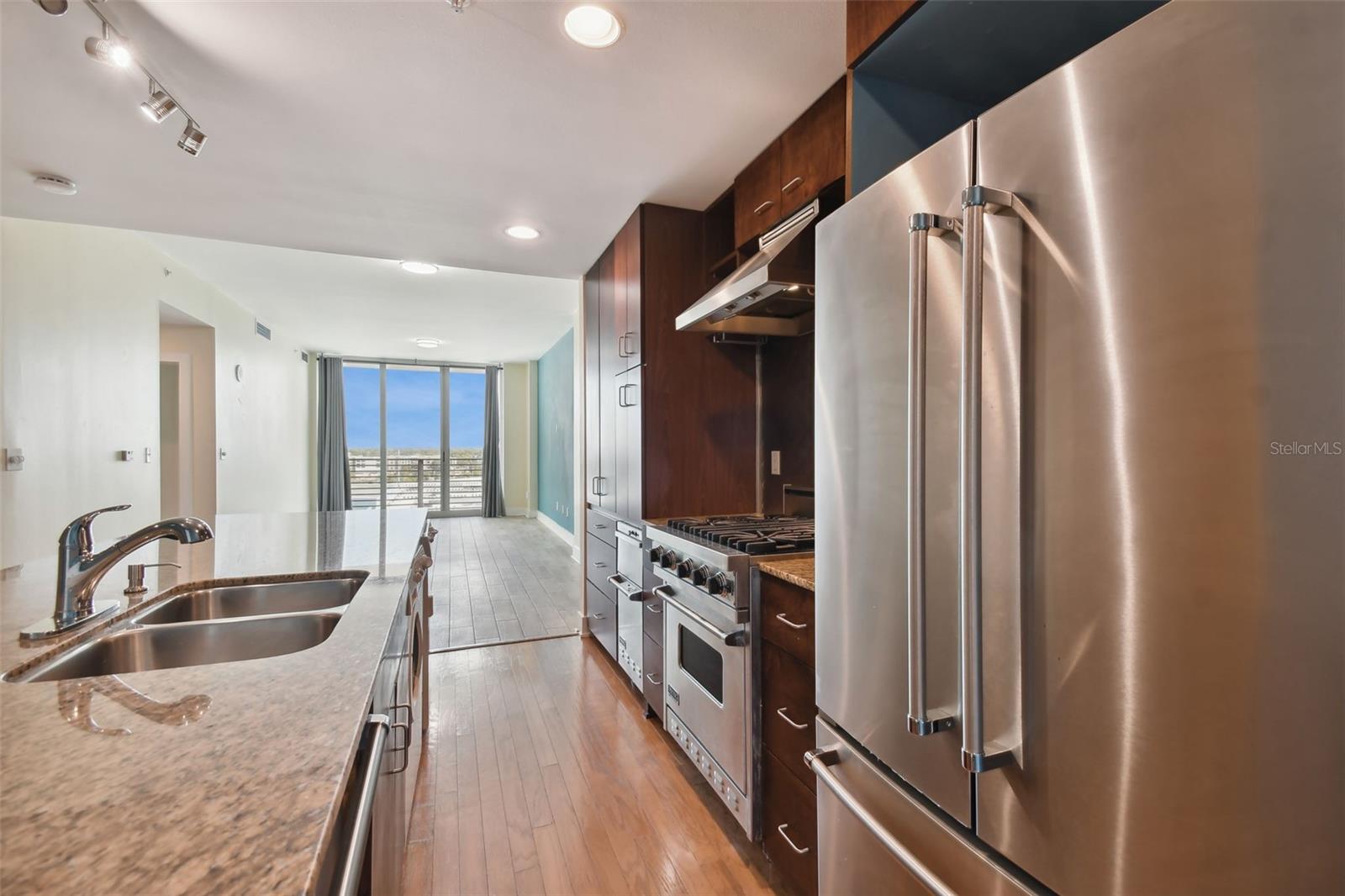 Image 15 of 98 For 1208 Kennedy Boulevard 1126