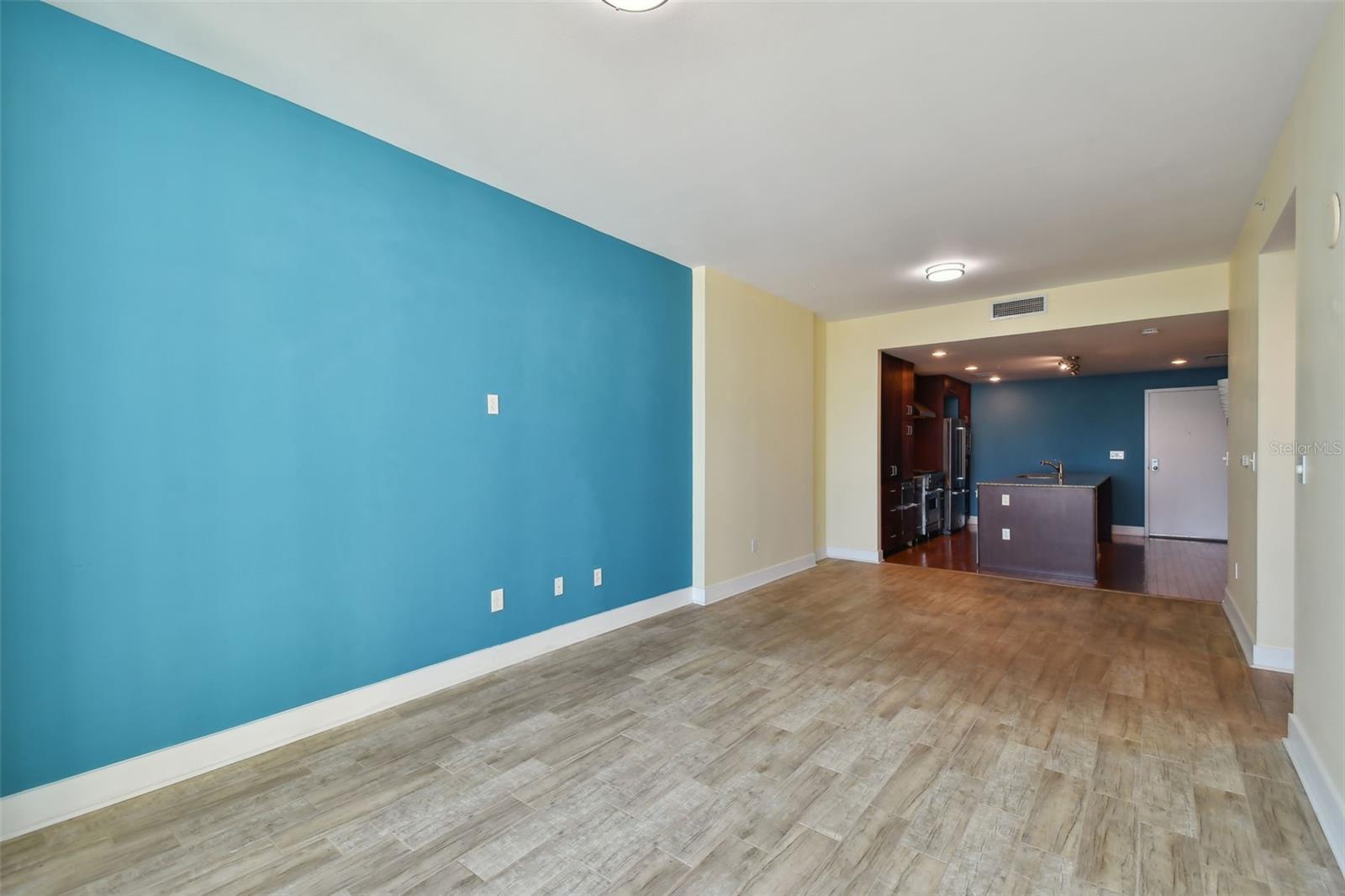 Image 25 of 98 For 1208 Kennedy Boulevard 1126