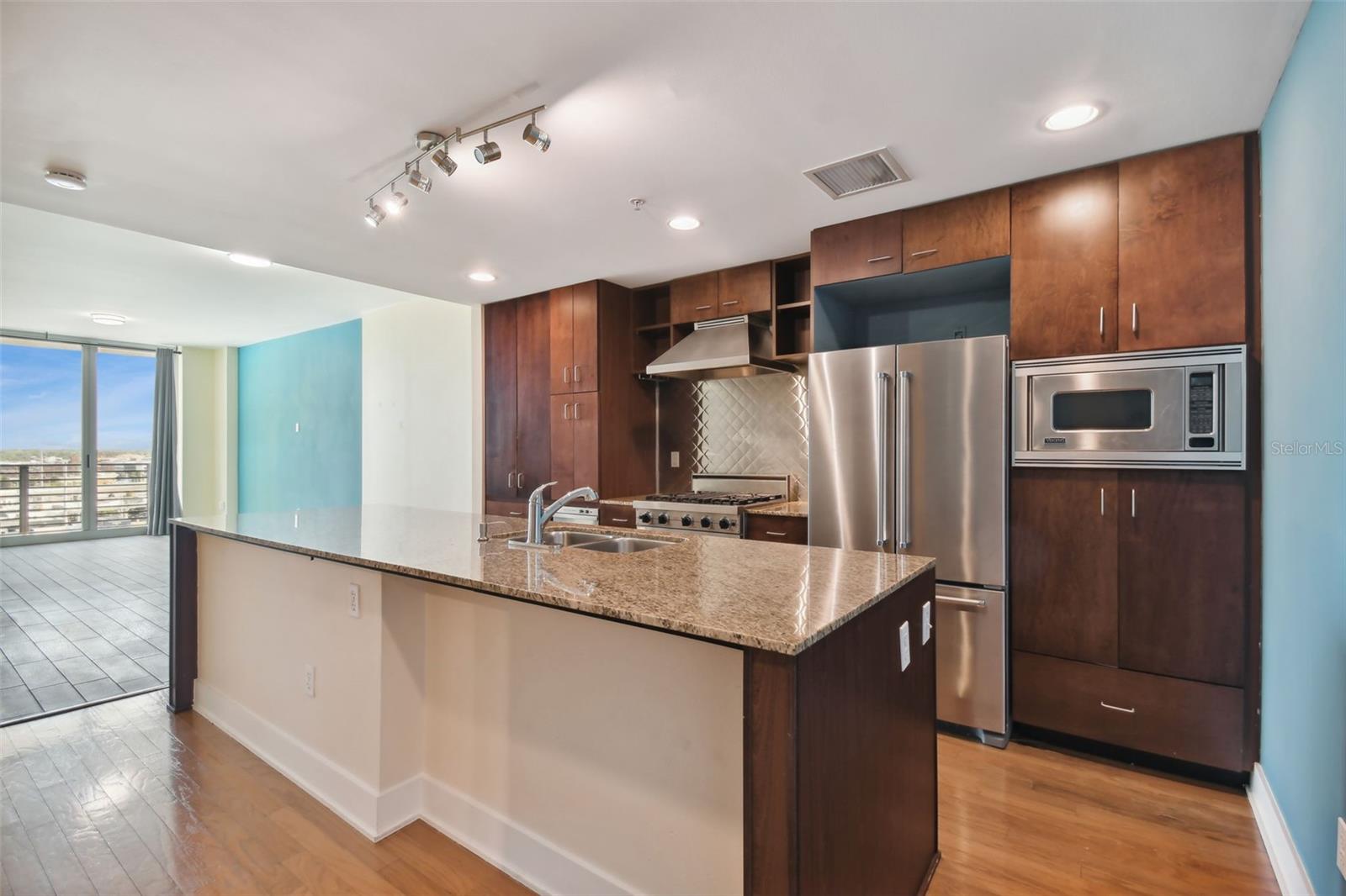 Image 5 of 98 For 1208 Kennedy Boulevard 1126