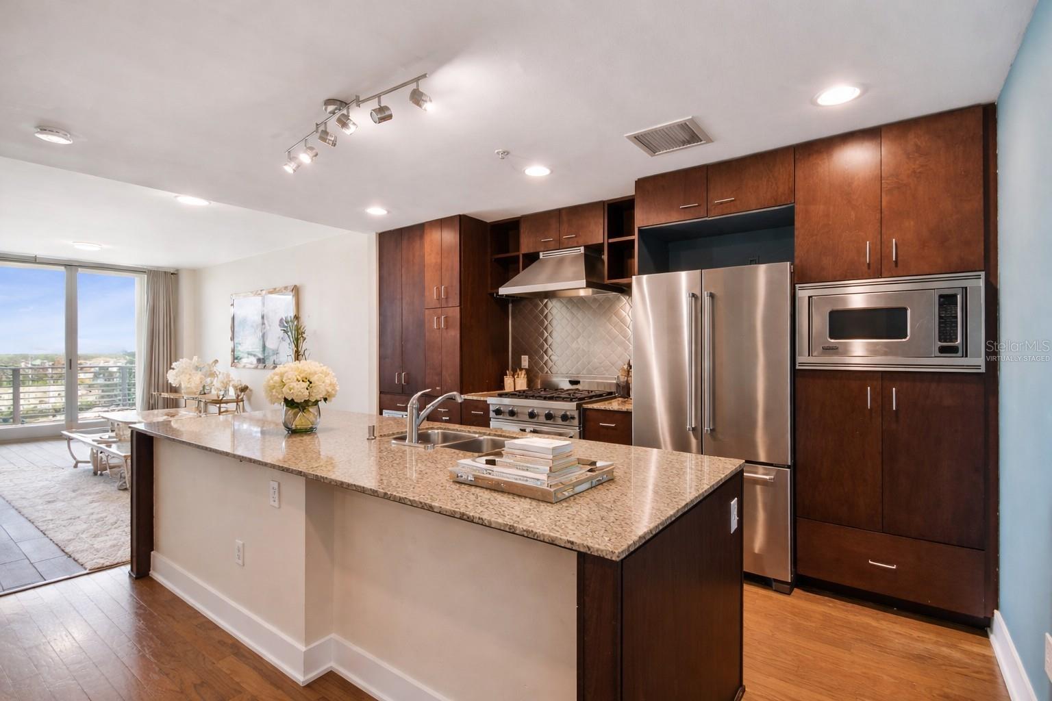 Image 6 of 98 For 1208 Kennedy Boulevard 1126