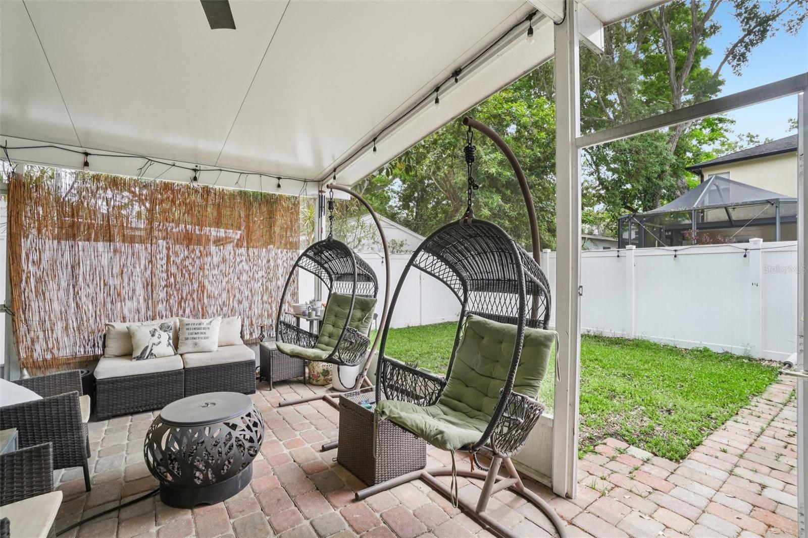 Listing photo id 34 for 3218 Oakellar Avenue