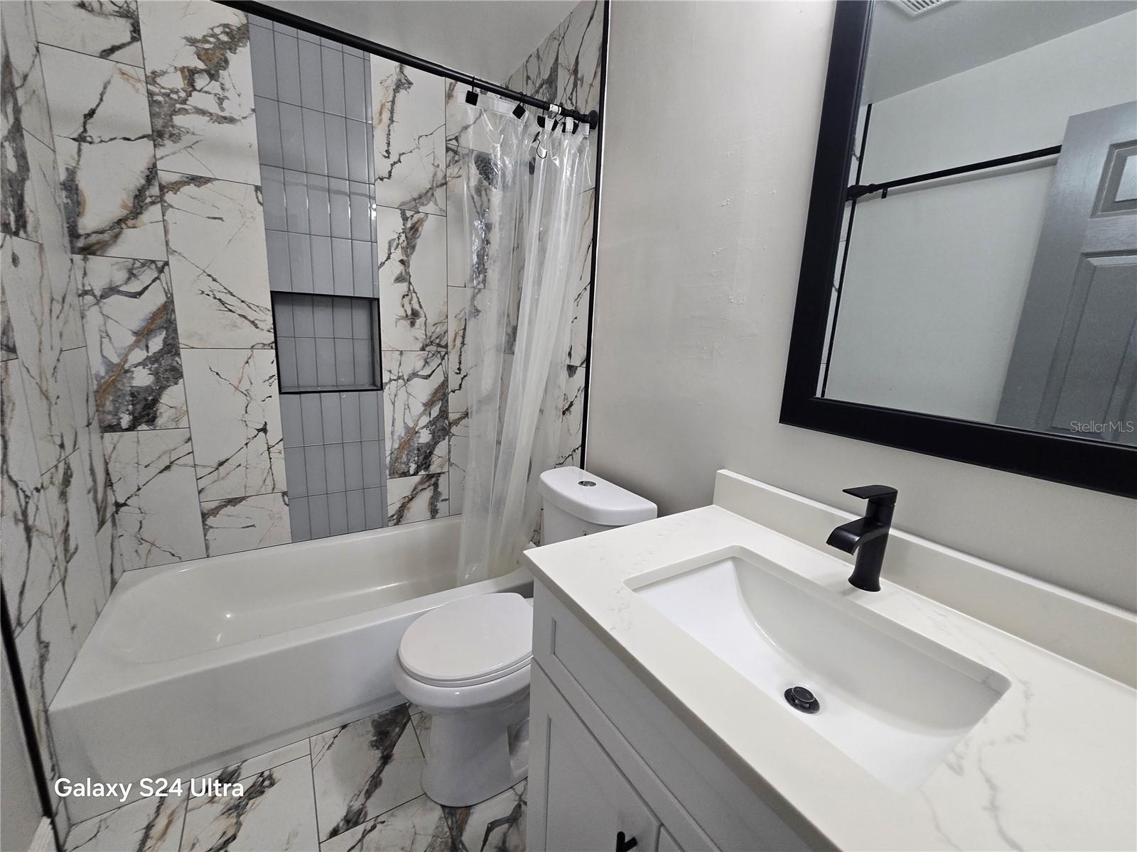 Image 17 of 26 For 5942 52nd Avenue N