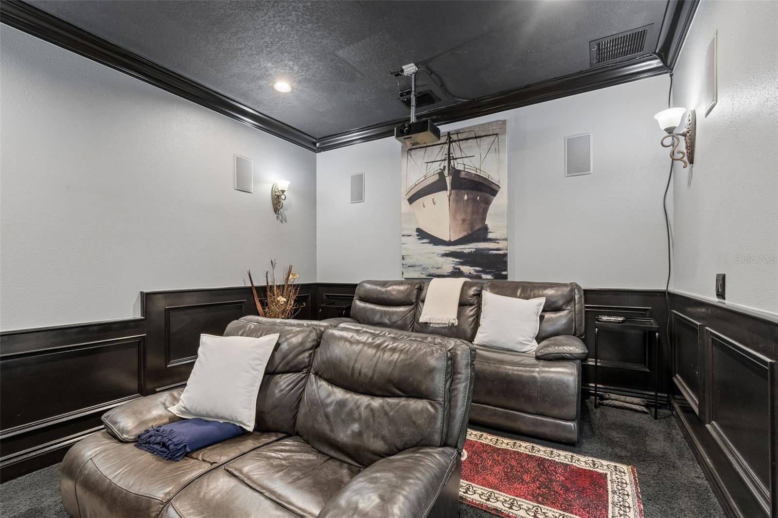 Image 15 of 89 For 6233 Bayshore Boulevard