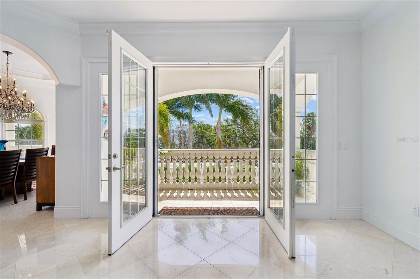 Image 31 of 89 For 6233 Bayshore Boulevard