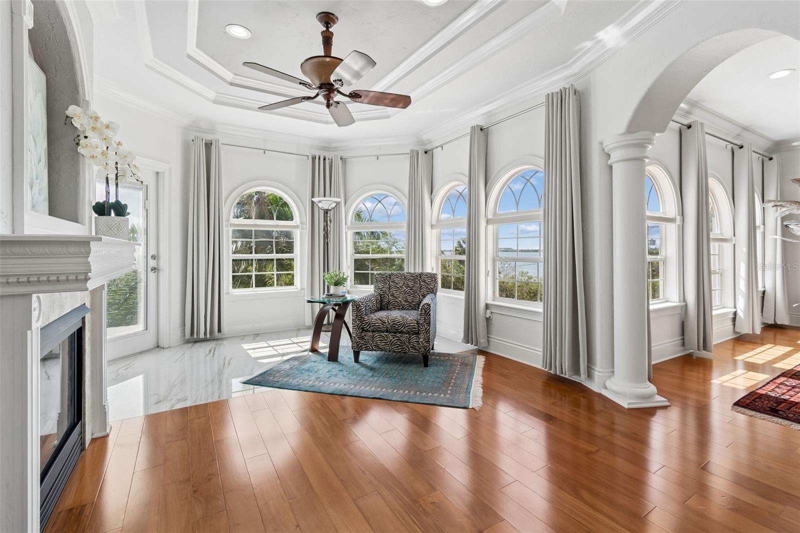 Image 34 of 89 For 6233 Bayshore Boulevard