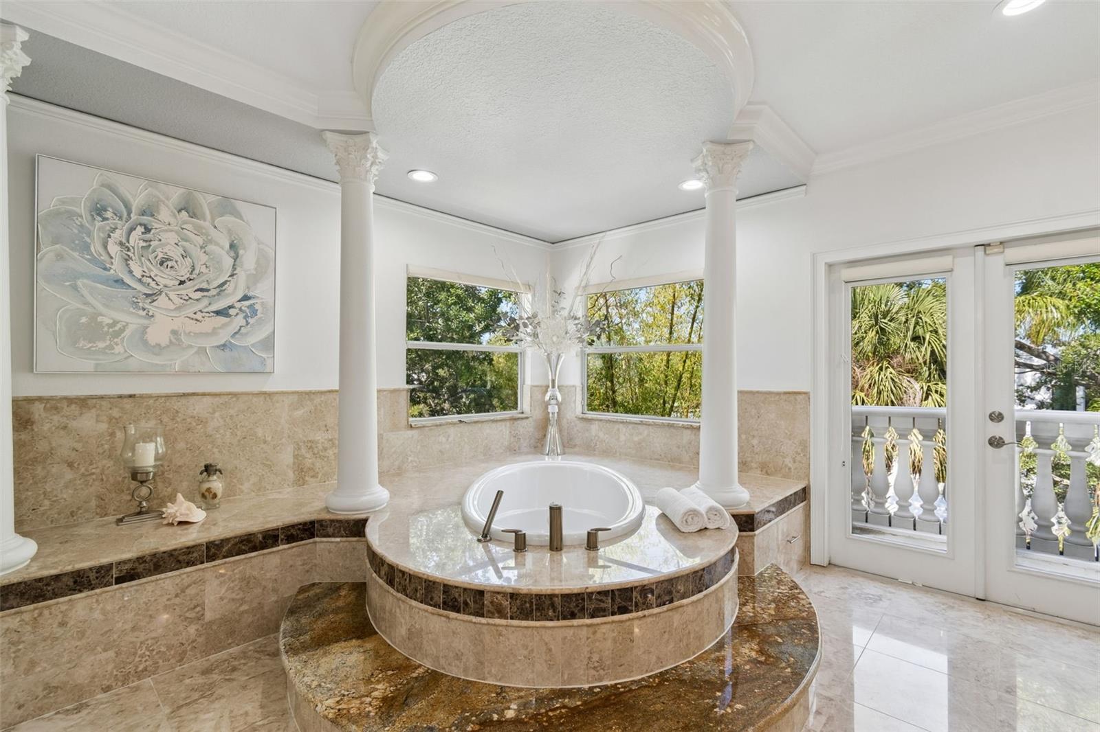 Image 43 of 89 For 6233 Bayshore Boulevard