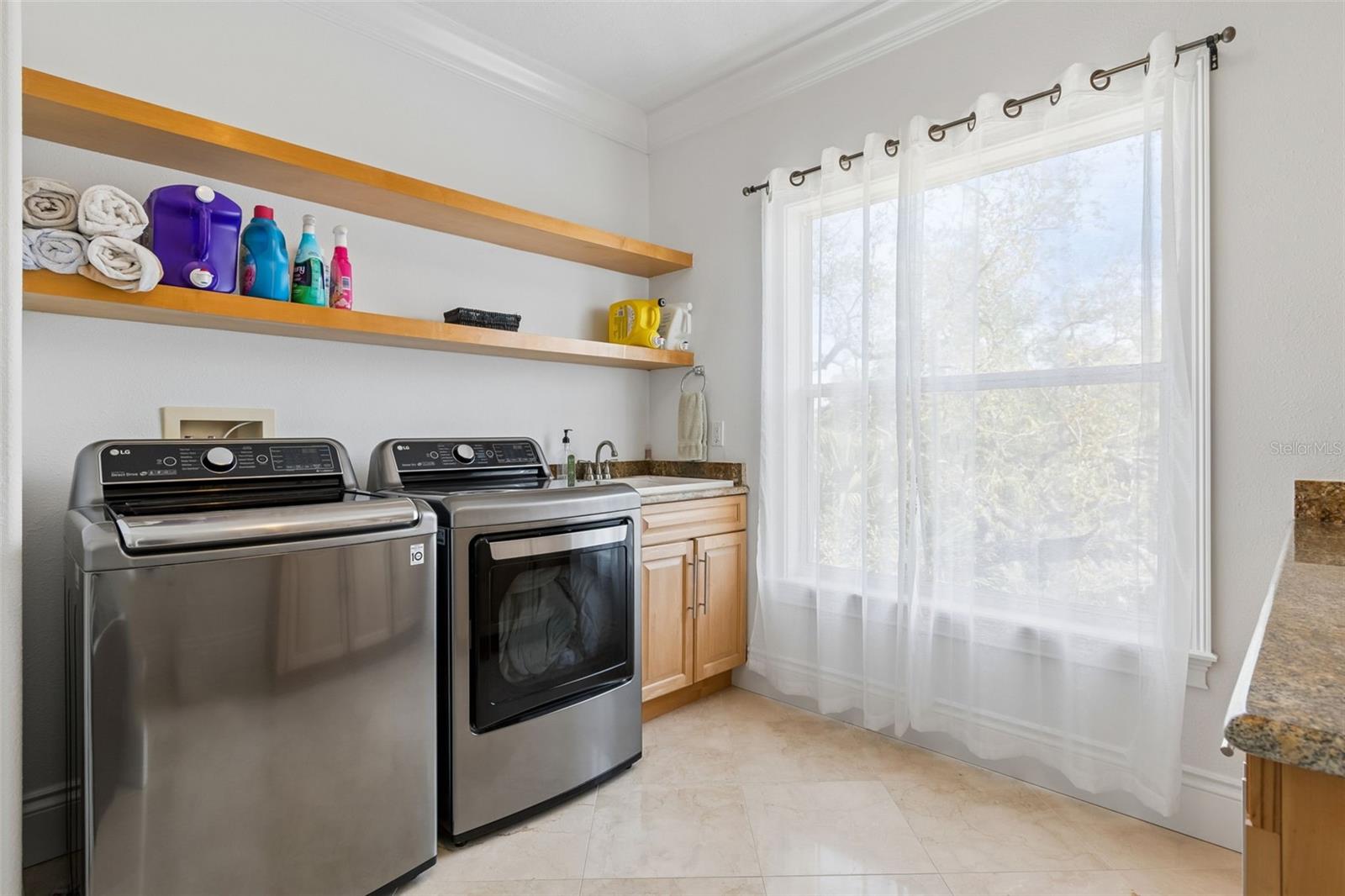 Image 56 of 89 For 6233 Bayshore Boulevard