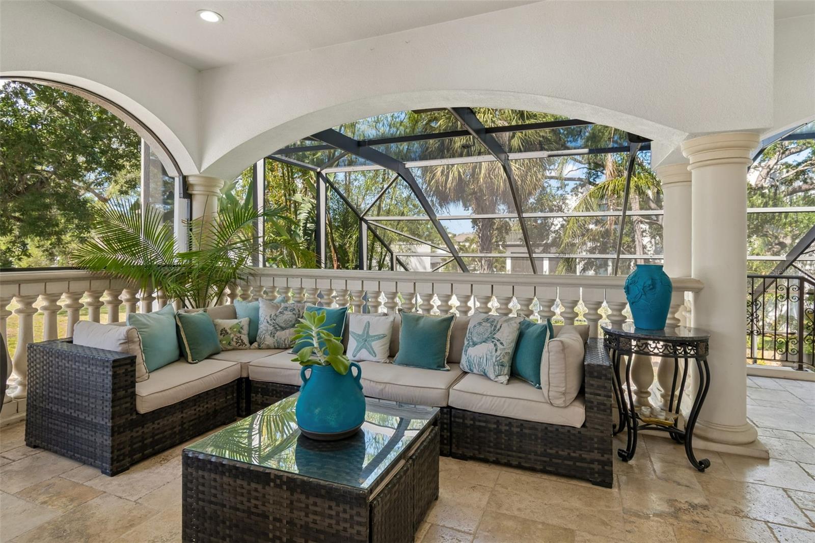 Image 59 of 89 For 6233 Bayshore Boulevard