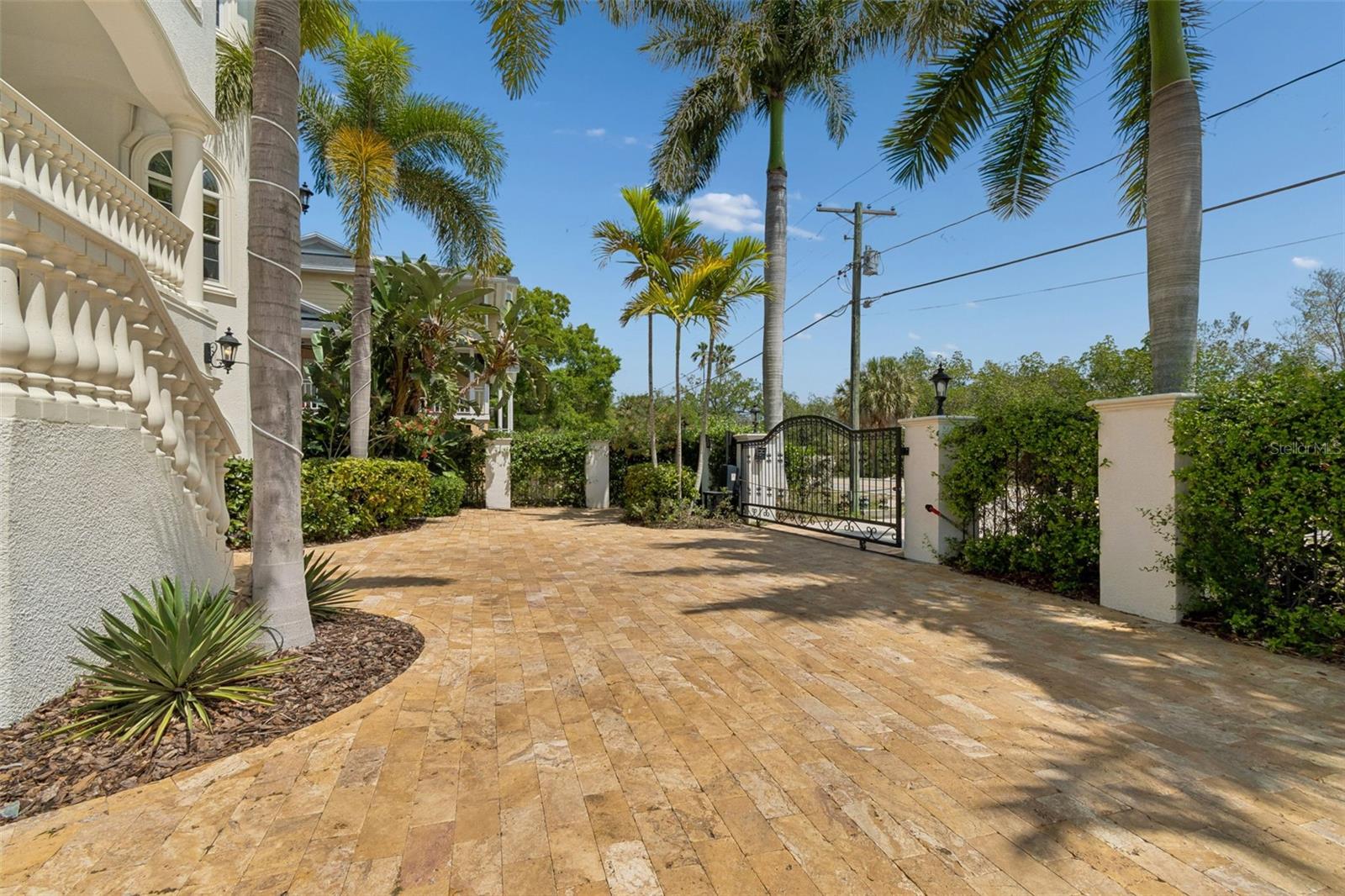 Image 88 of 89 For 6233 Bayshore Boulevard