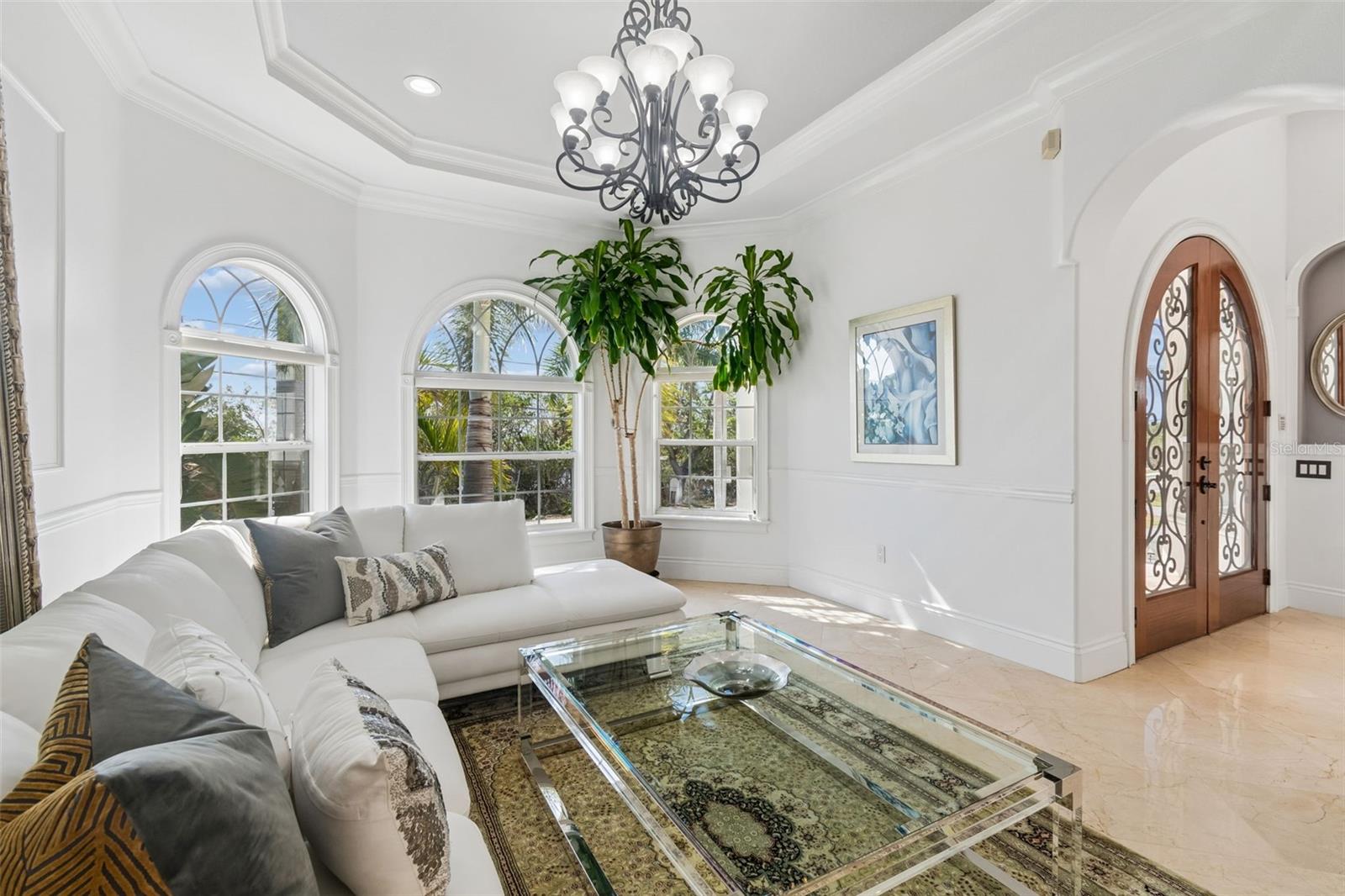 Image 9 of 89 For 6233 Bayshore Boulevard