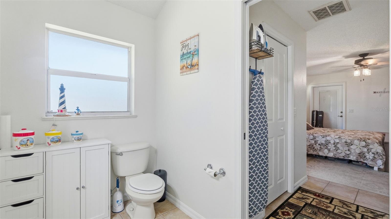 Image 19 of 53 For 12435 Canna Point