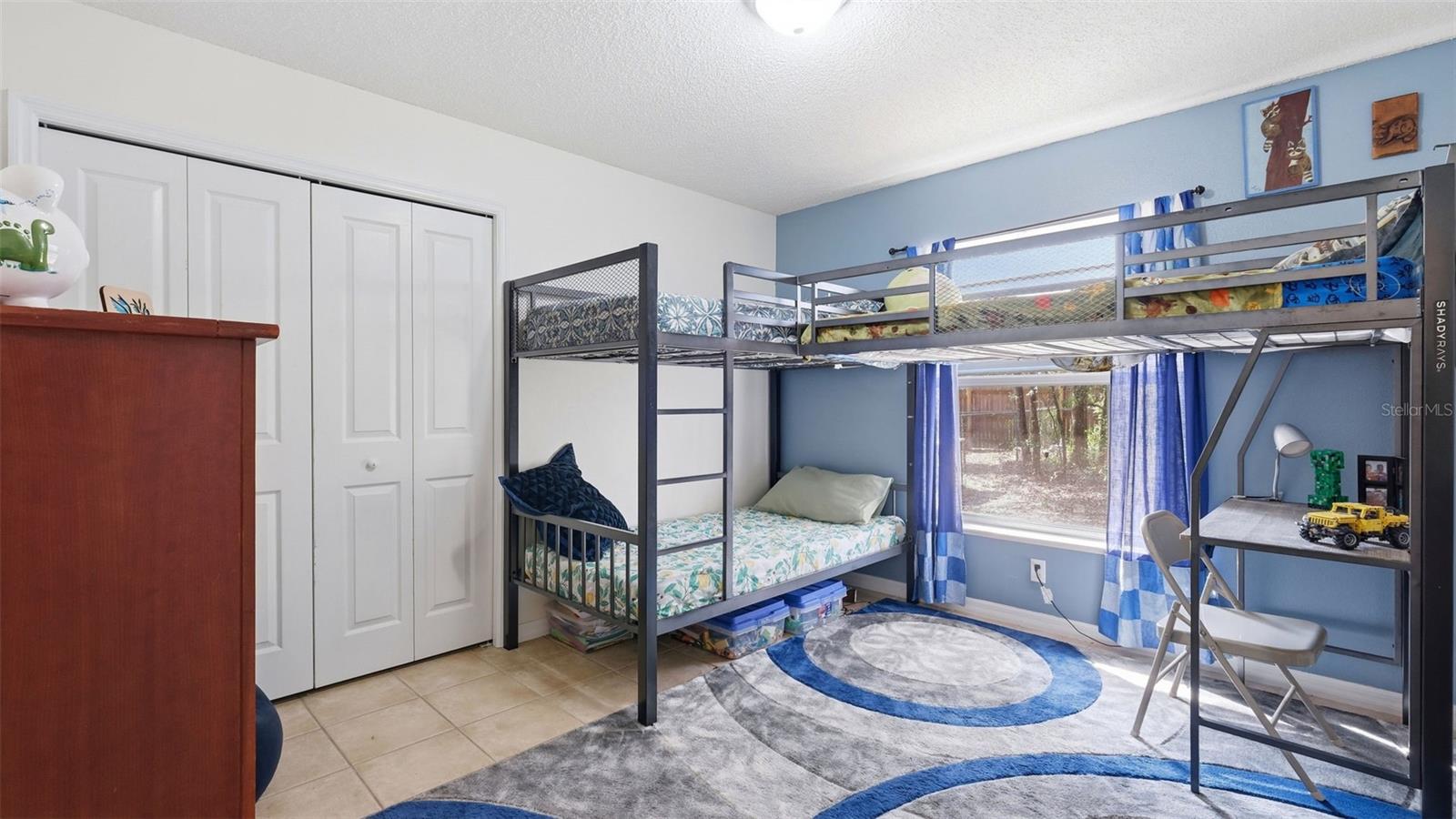 Image 20 of 53 For 12435 Canna Point