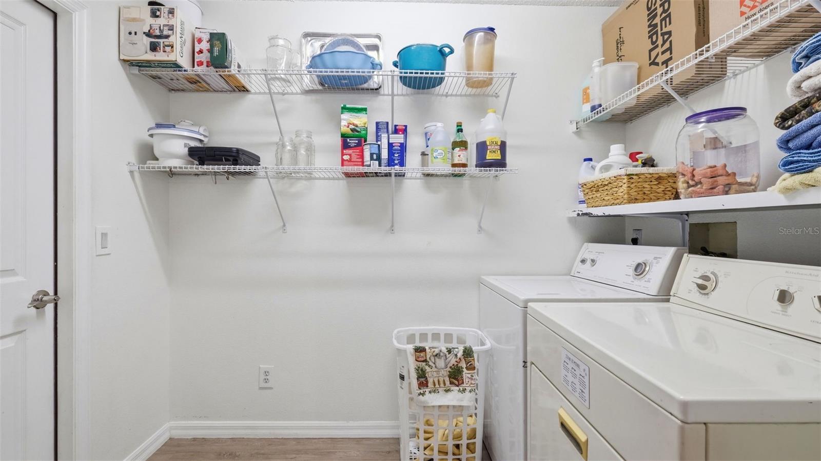 Image 28 of 53 For 12435 Canna Point