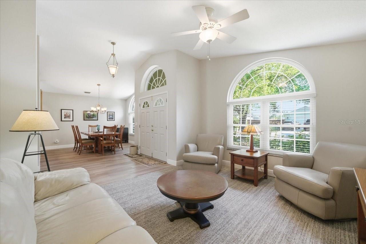 Image 12 of 48 For 15212 Arbor Hollow Drive