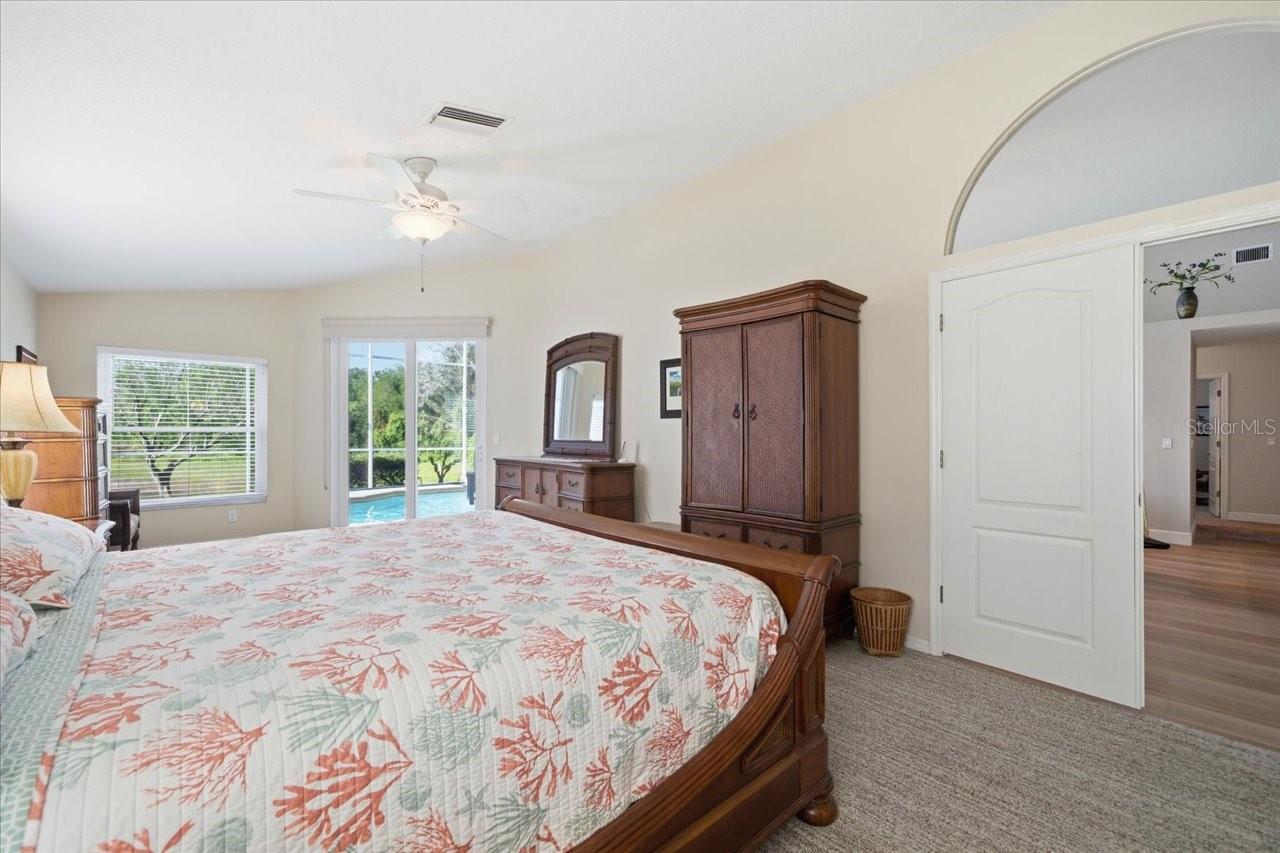 Image 17 of 48 For 15212 Arbor Hollow Drive