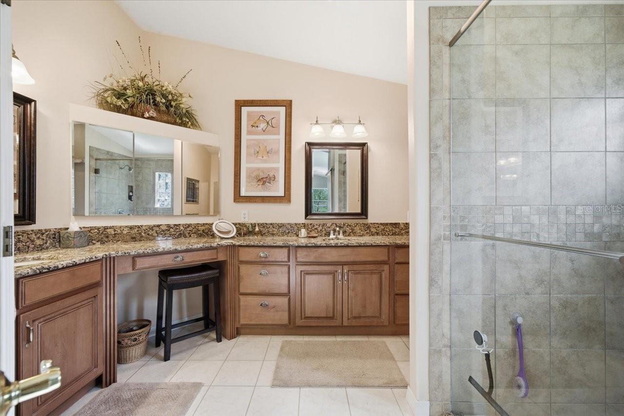 Image 18 of 48 For 15212 Arbor Hollow Drive