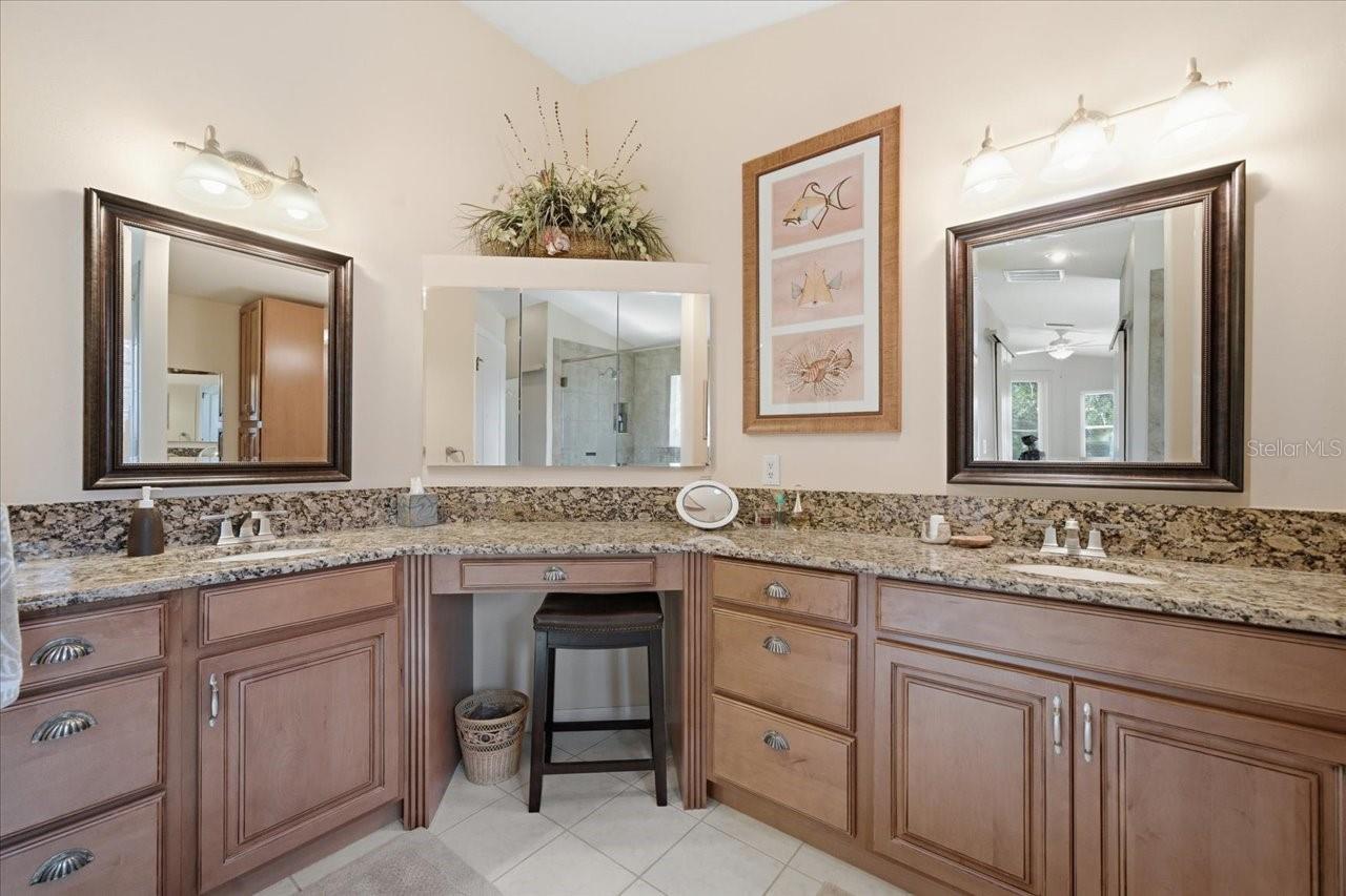 Image 19 of 48 For 15212 Arbor Hollow Drive