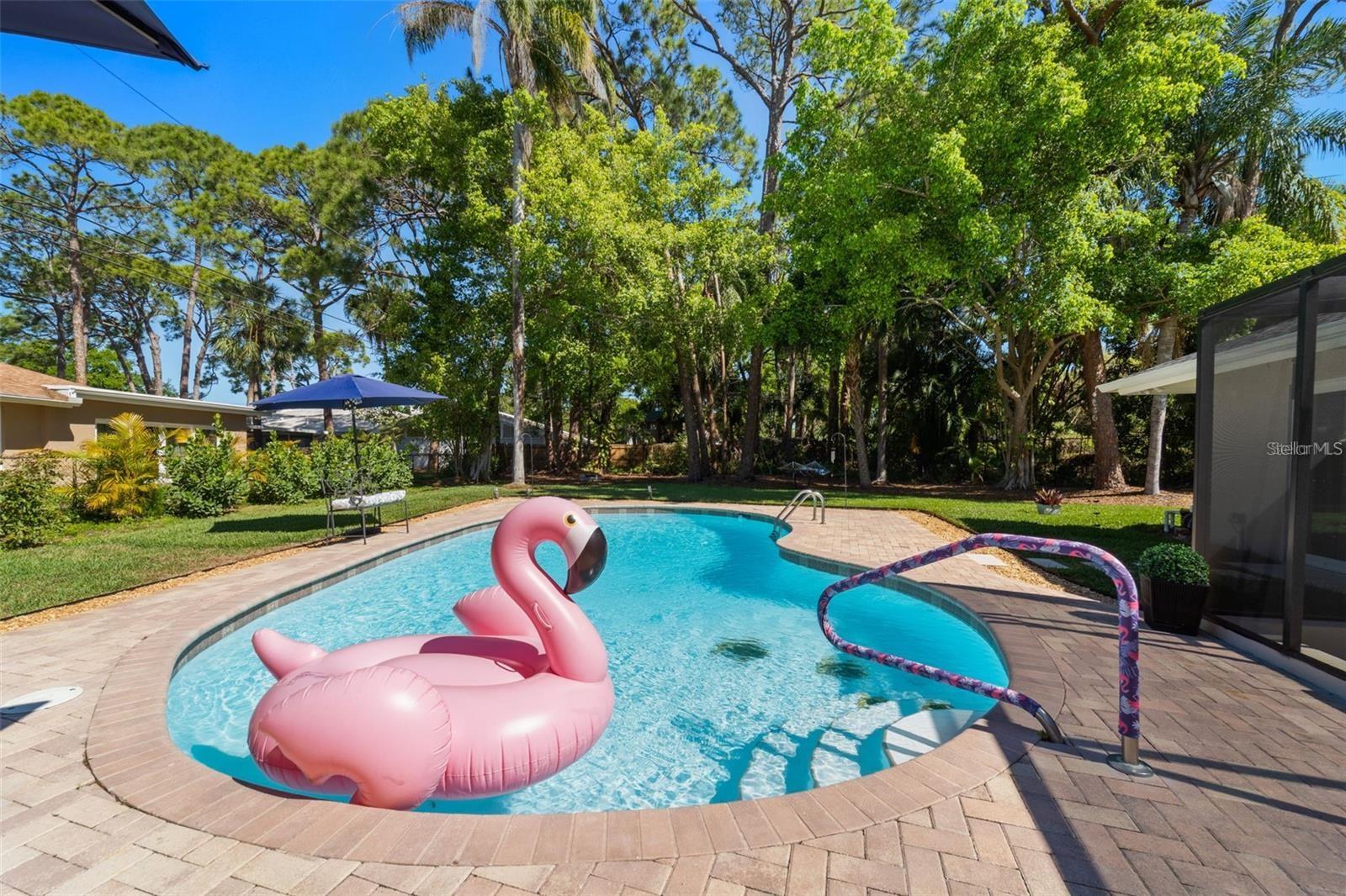 Listing photo id 0 for 8648 14th Way N Fl