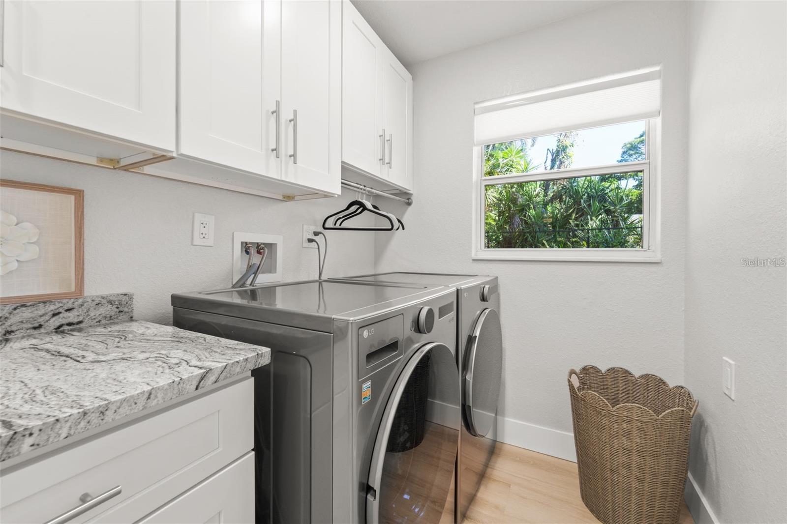 Listing photo id 21 for 8648 14th Way N Fl