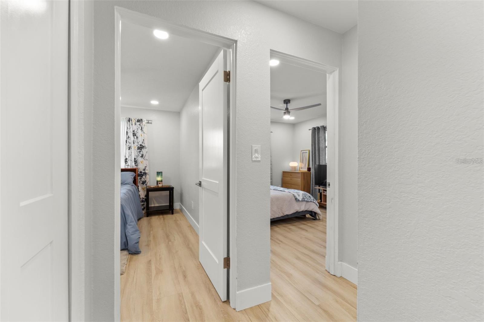 Listing photo id 28 for 8648 14th Way N Fl