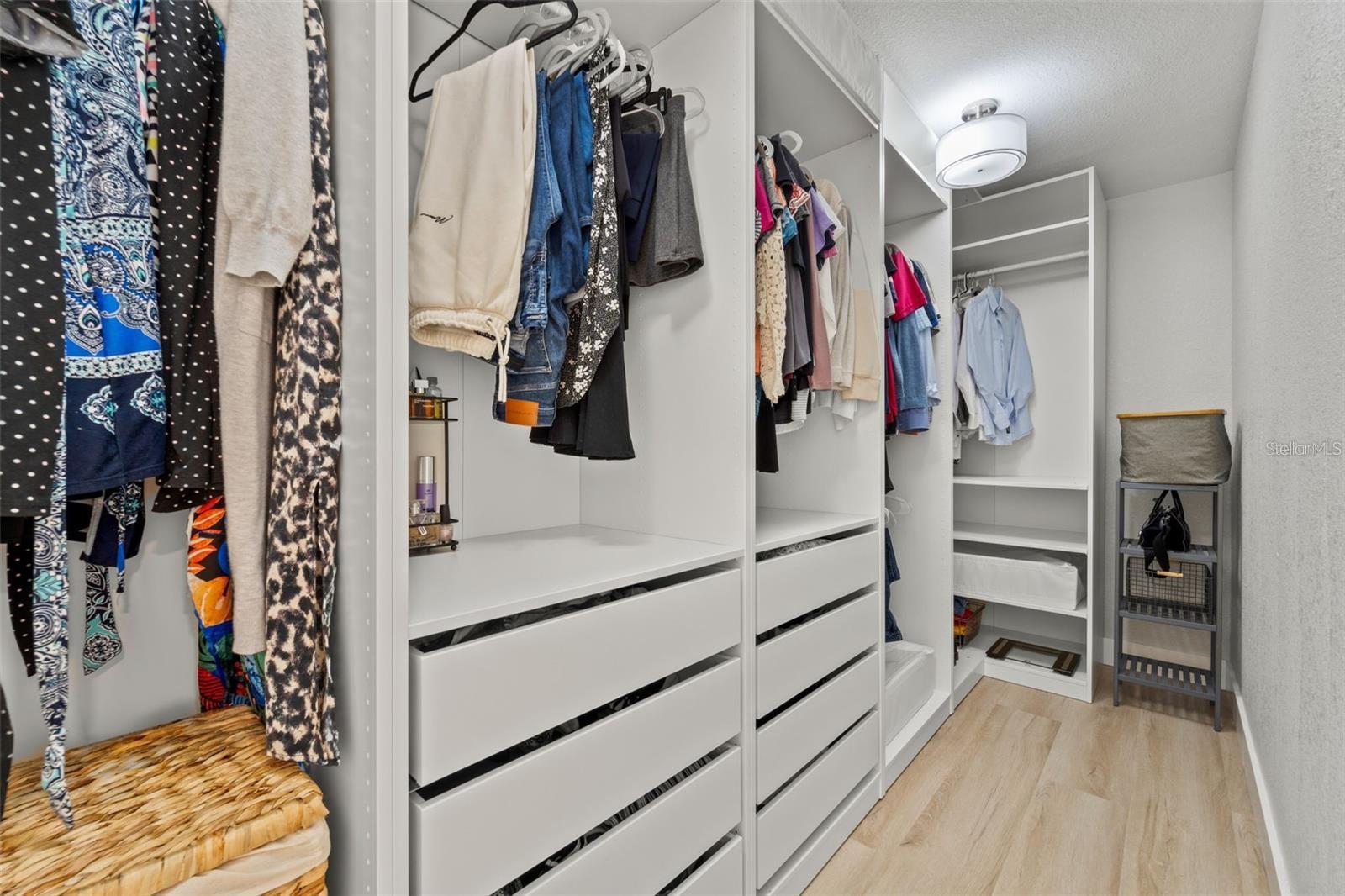 Listing photo id 48 for 8648 14th Way N Fl