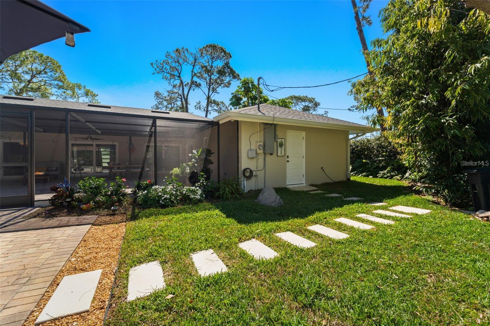 Listing photo id 62 for 8648 14th Way N Fl