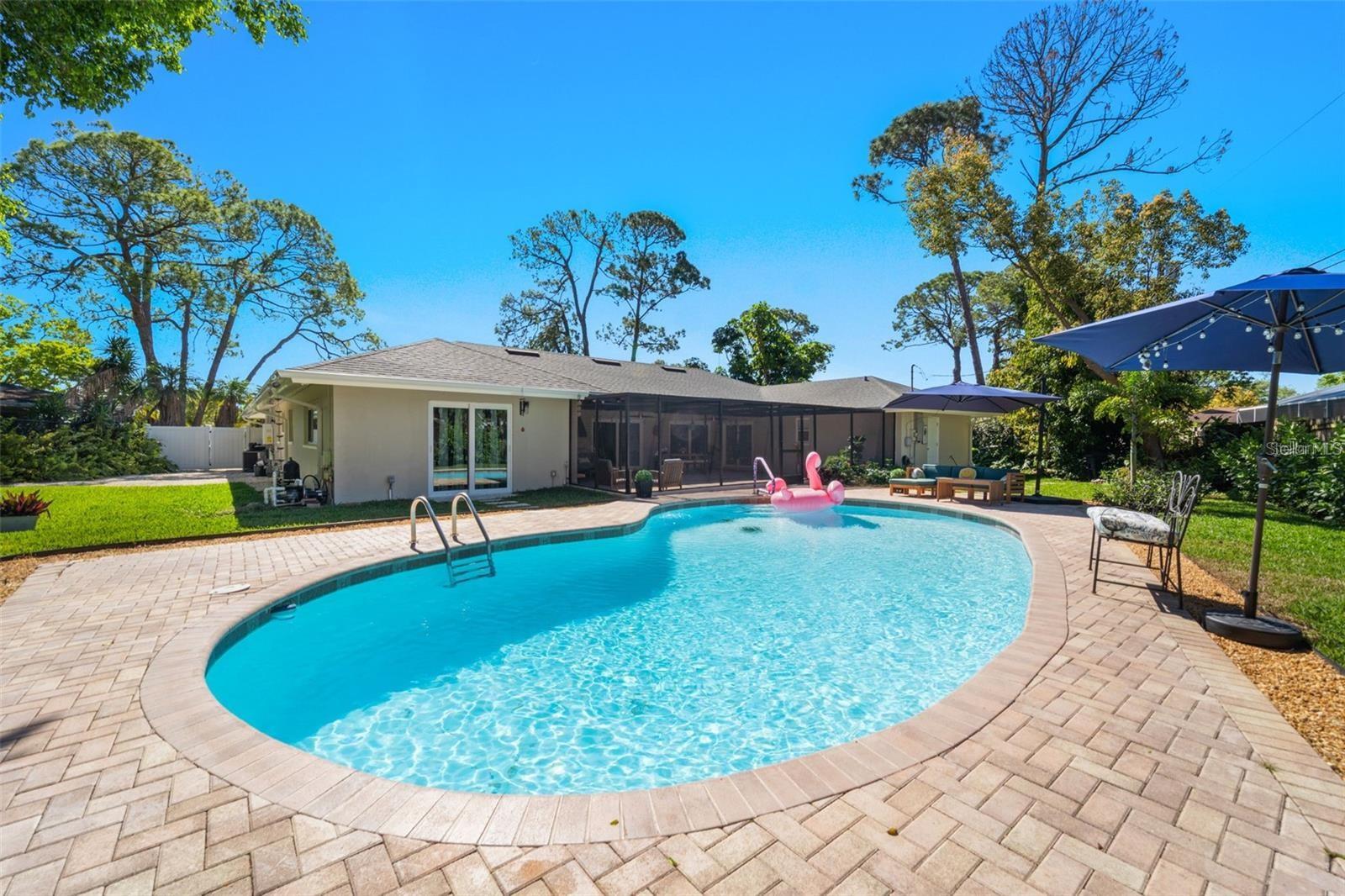 Listing photo id 65 for 8648 14th Way N Fl