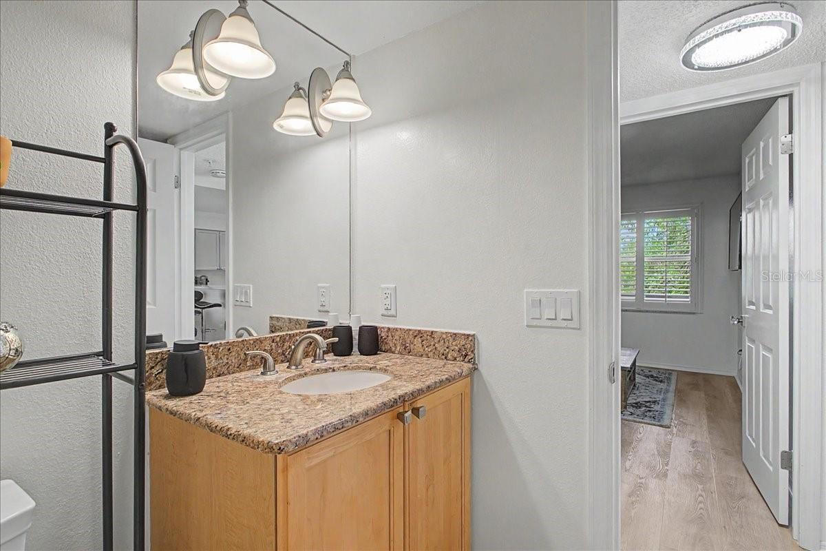 Image 34 of 60 For 2400 Feather Sound Drive 733