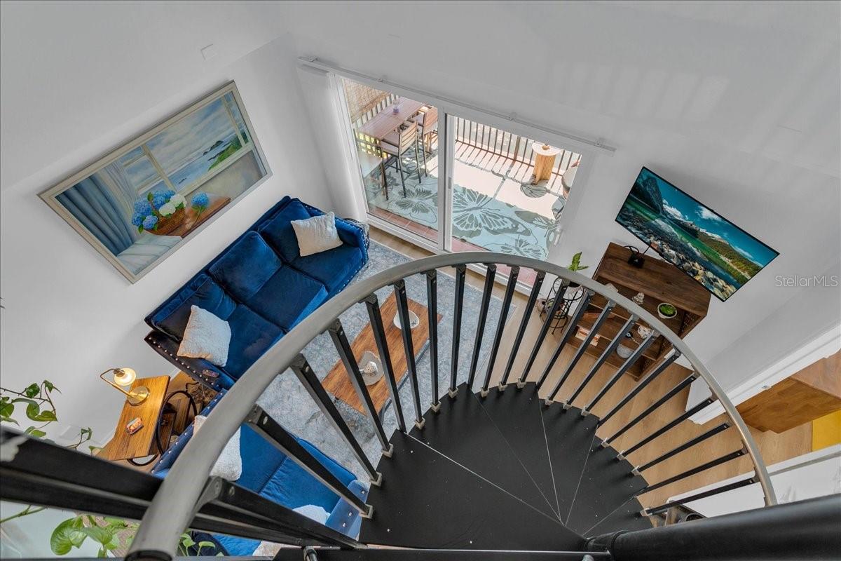 Image 41 of 60 For 2400 Feather Sound Drive 733