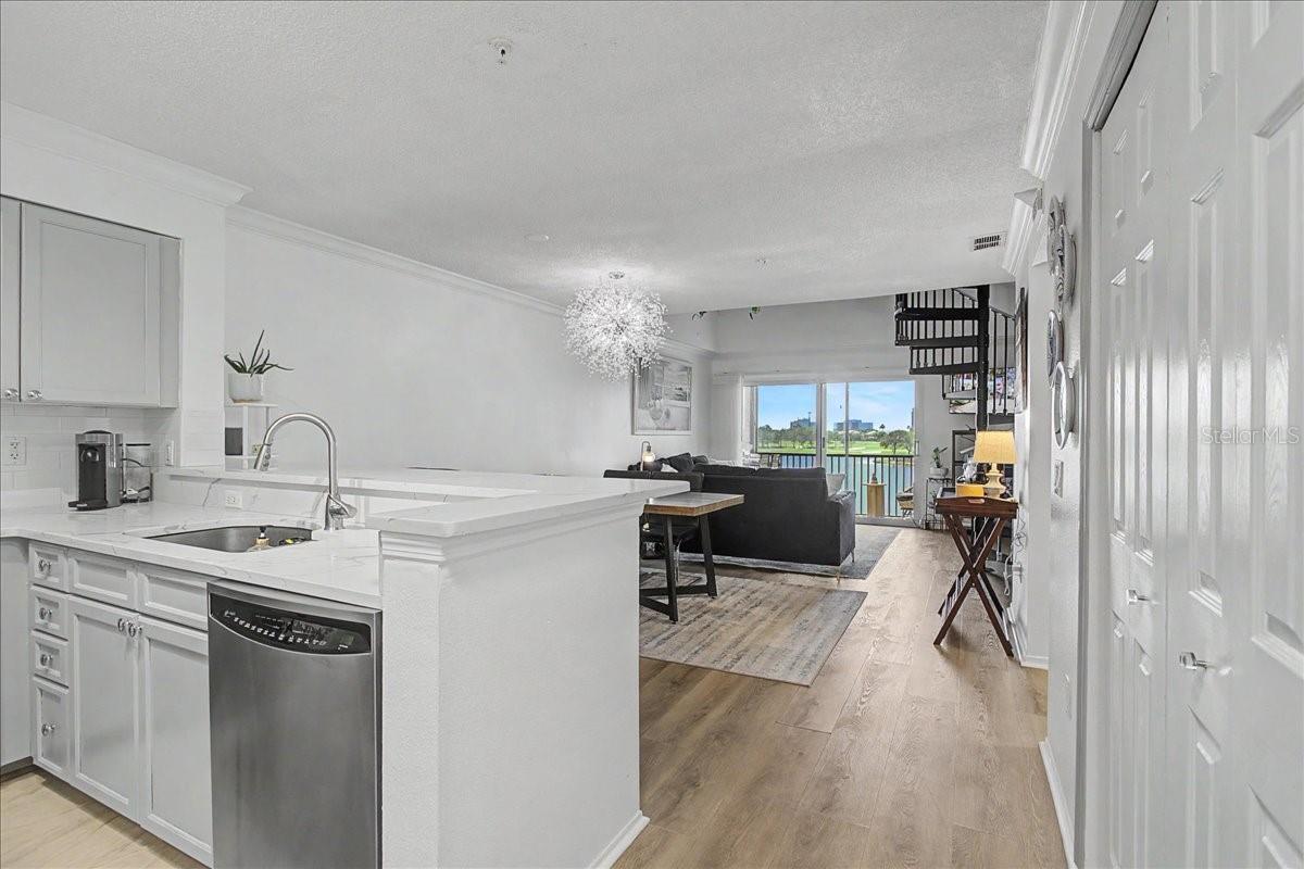 Image 7 of 60 For 2400 Feather Sound Drive 733