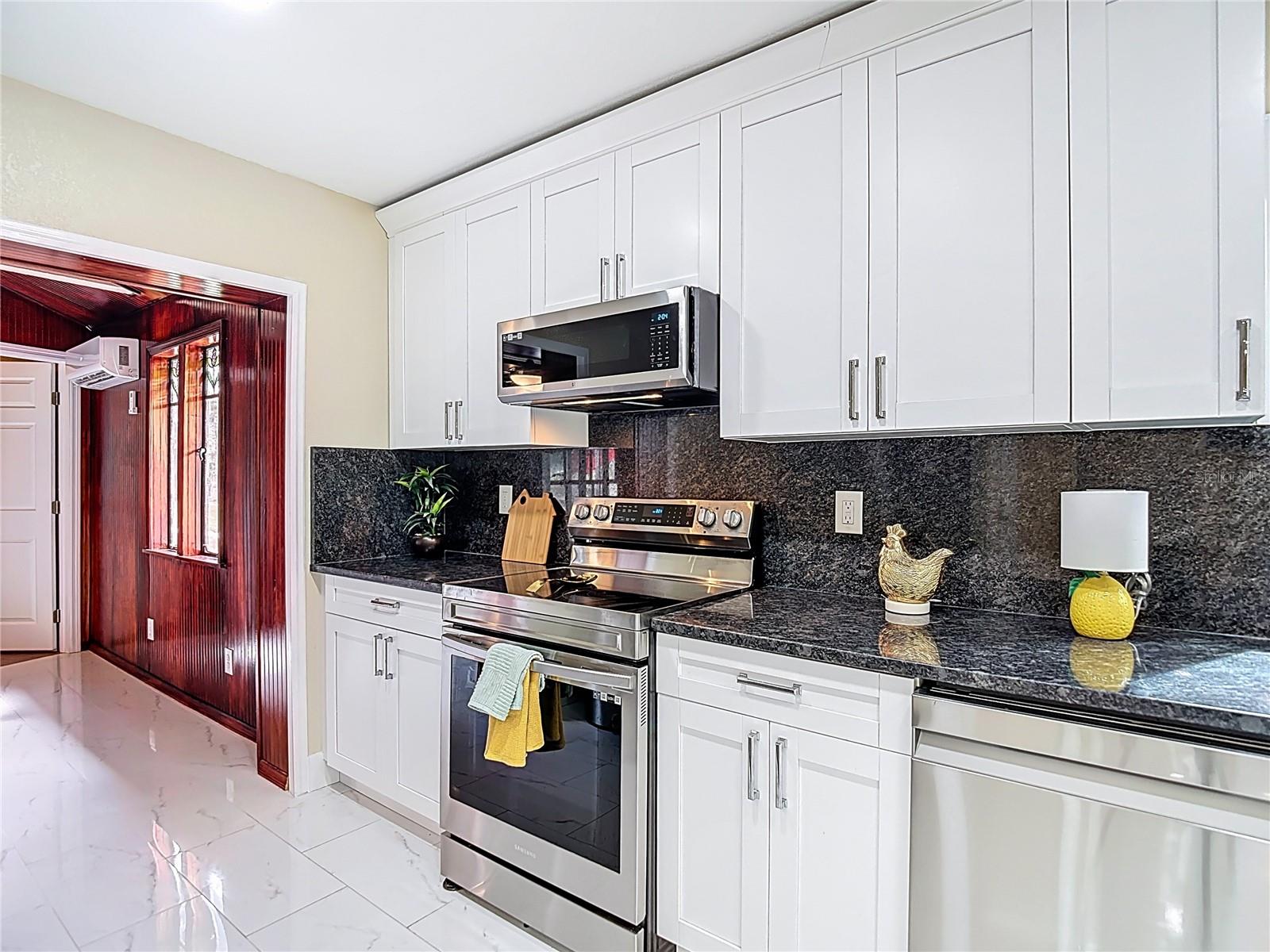 Listing photo id 22 for 216 Corbett Road