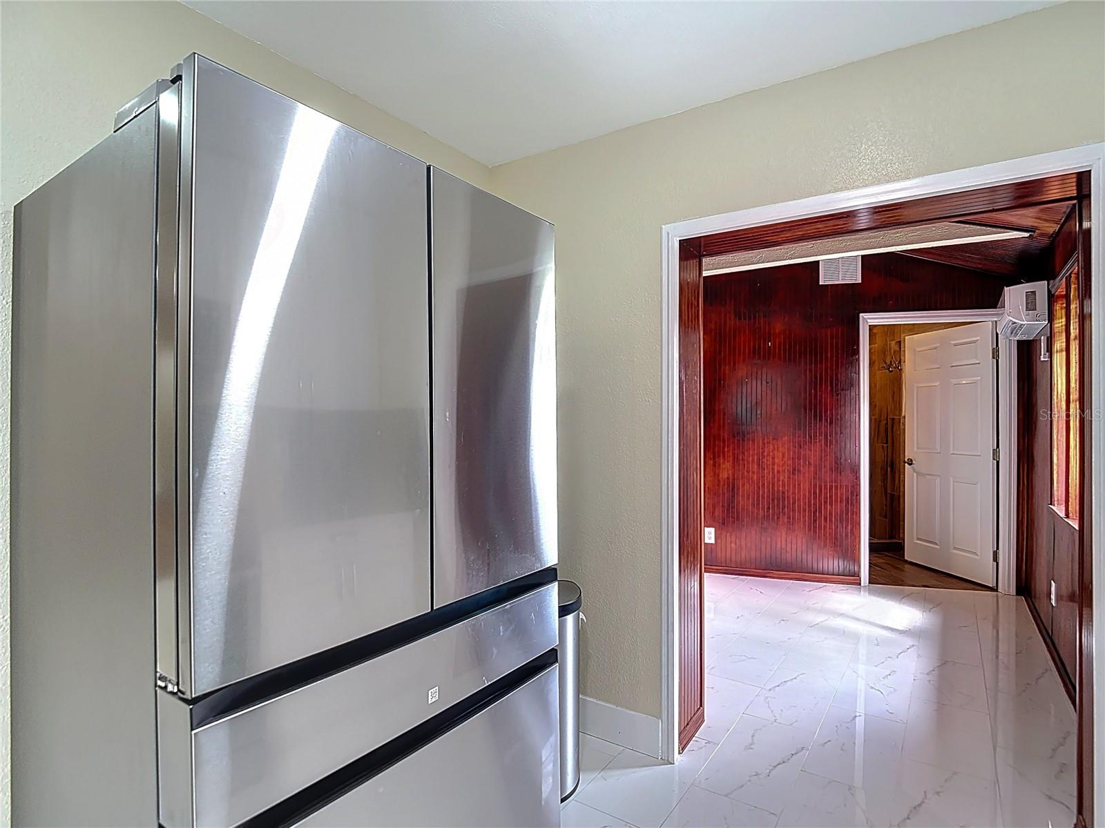 Listing photo id 23 for 216 Corbett Road