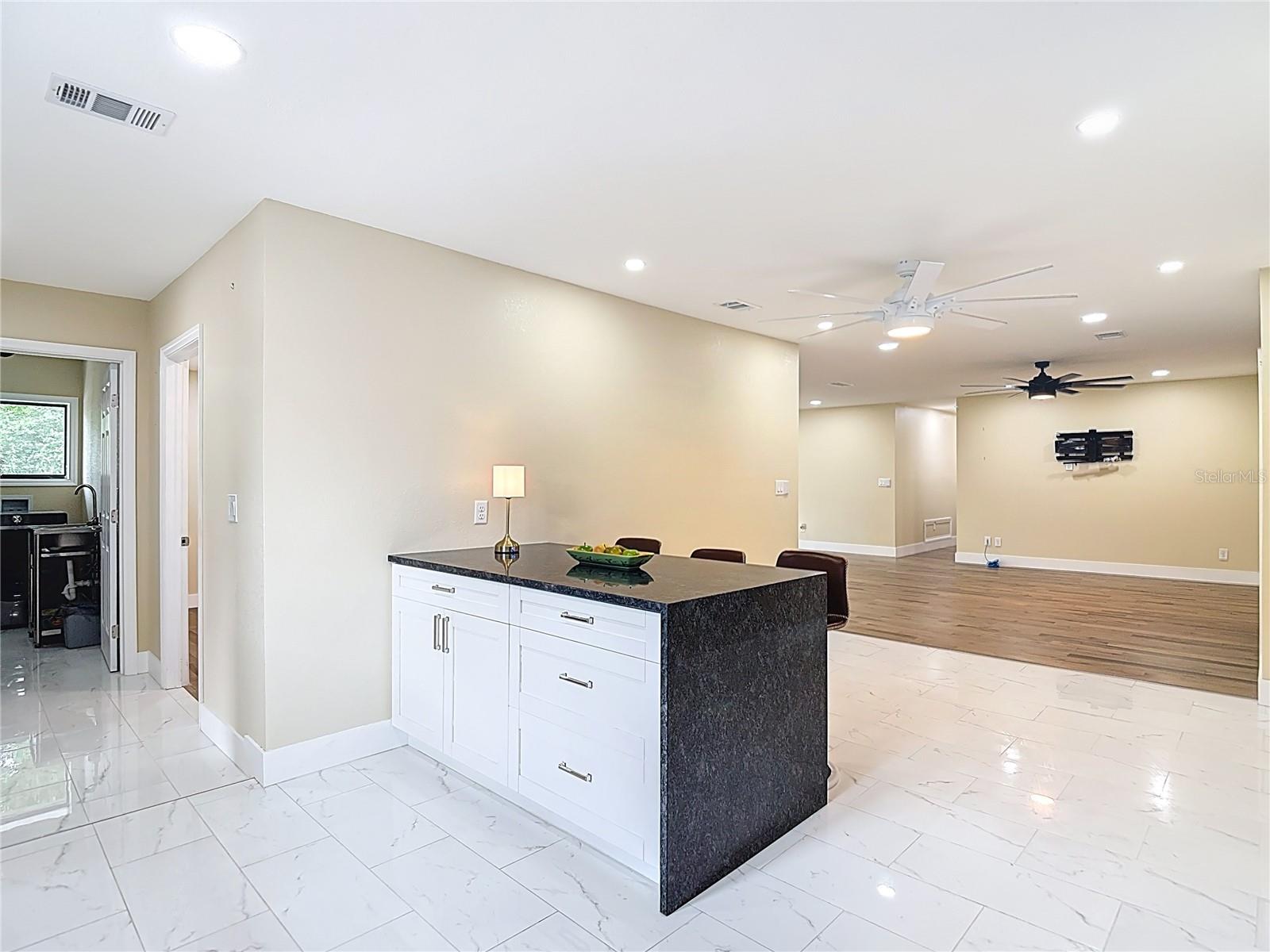 Listing photo id 26 for 216 Corbett Road