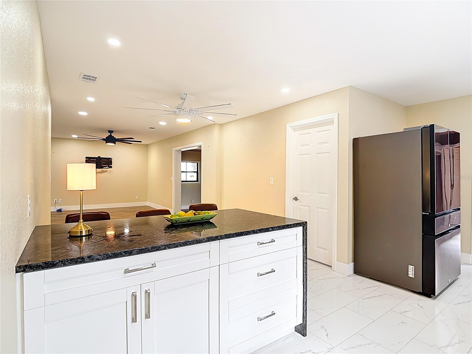 Listing photo id 27 for 216 Corbett Road