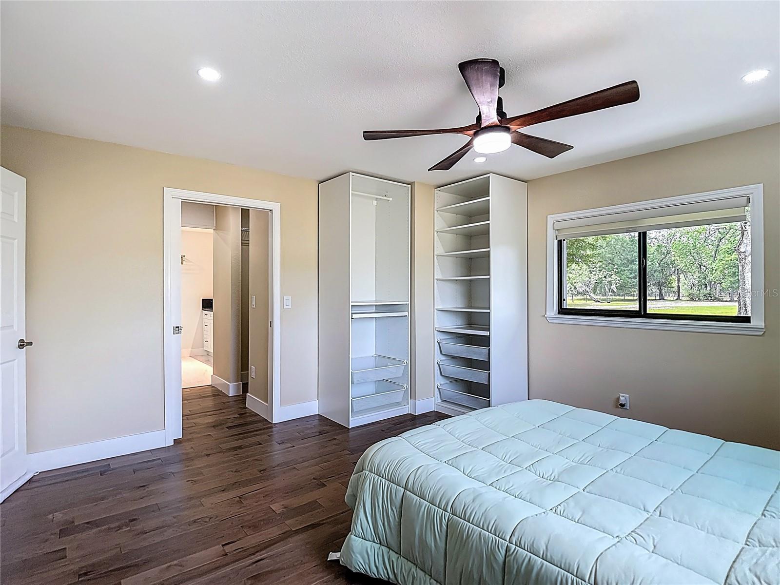 Listing photo id 33 for 216 Corbett Road