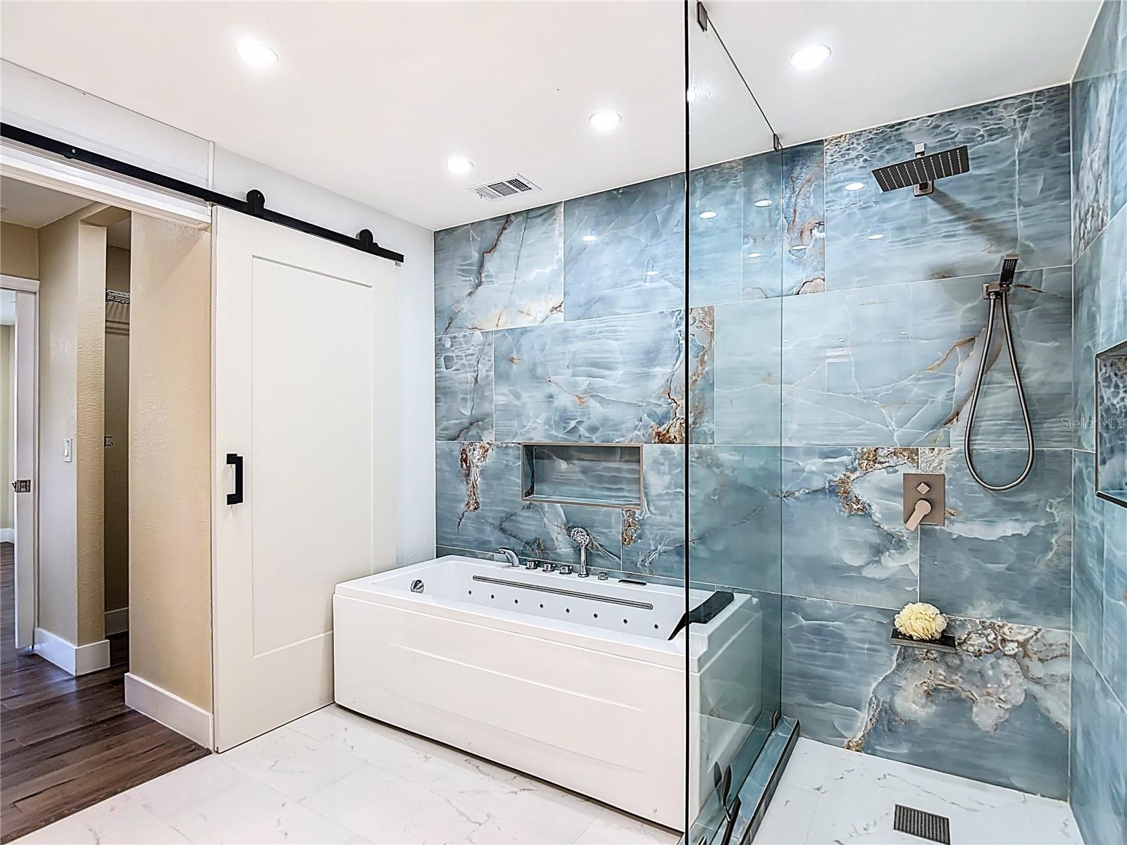 Listing photo id 36 for 216 Corbett Road