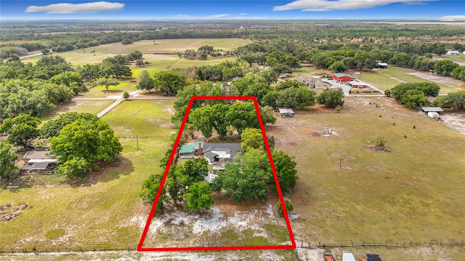 Listing photo id 2 for 216 Corbett Road