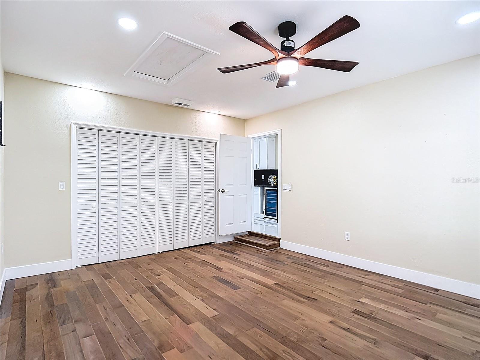 Listing photo id 52 for 216 Corbett Road