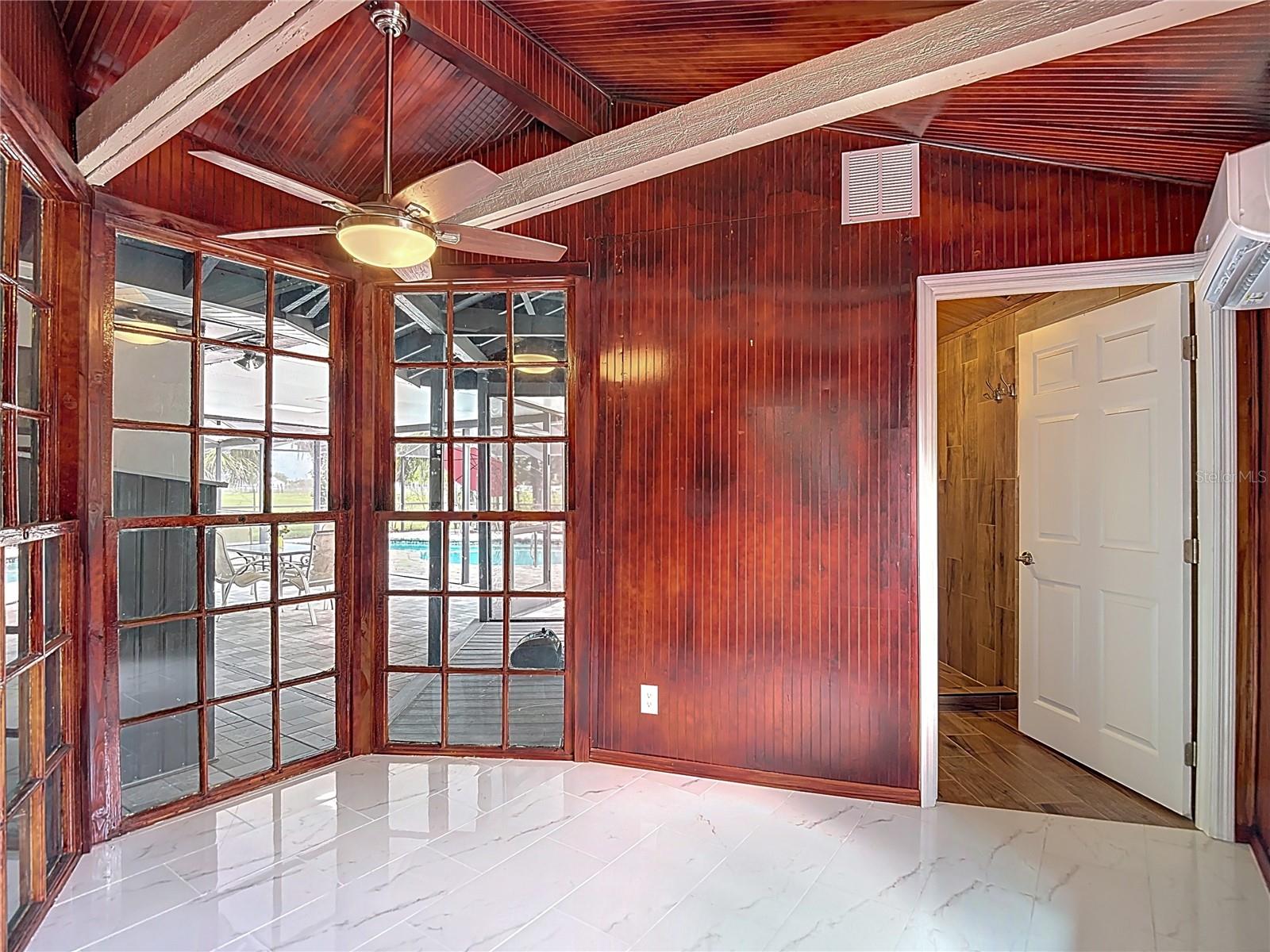 Listing photo id 55 for 216 Corbett Road