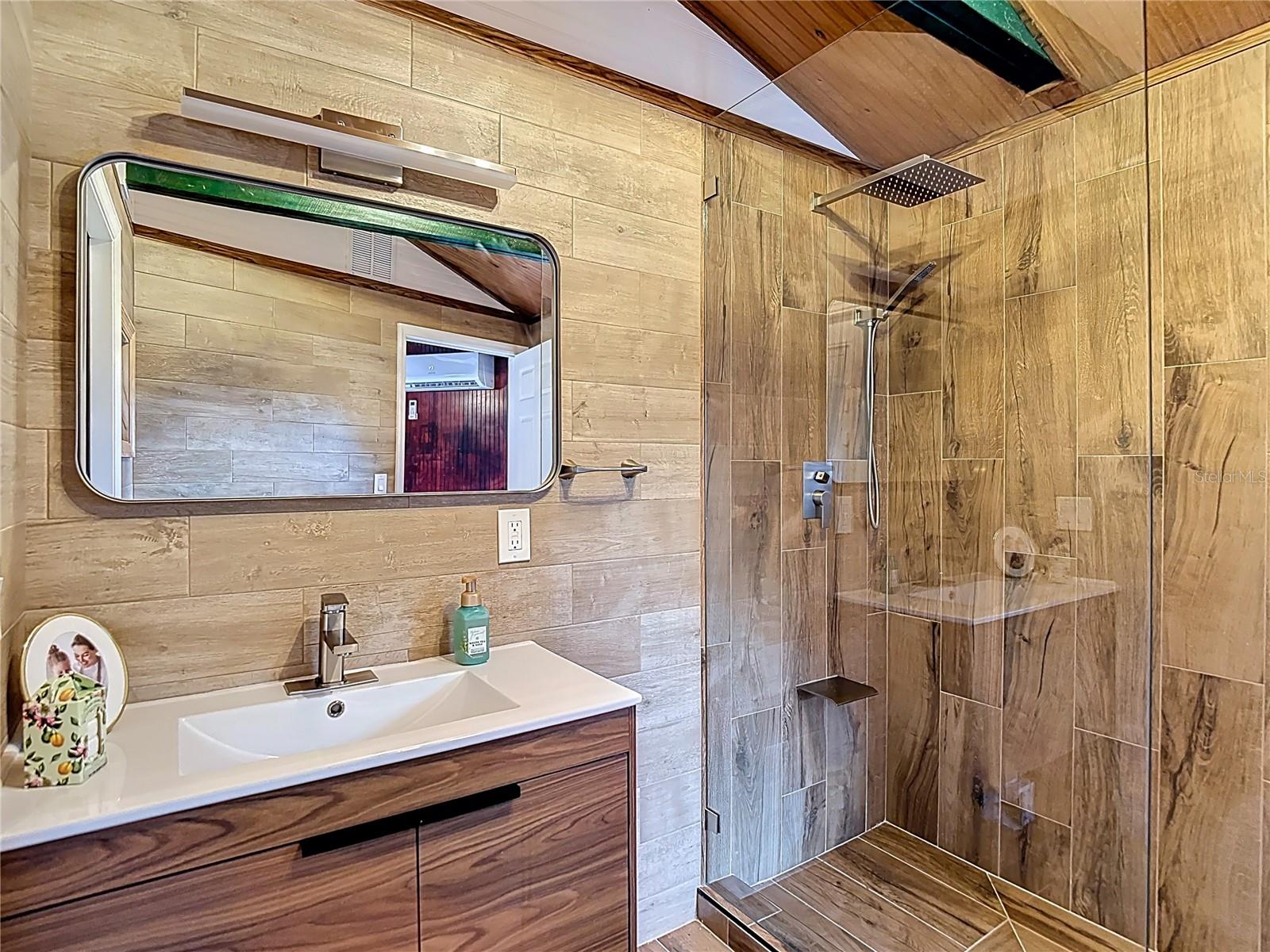 Listing photo id 59 for 216 Corbett Road