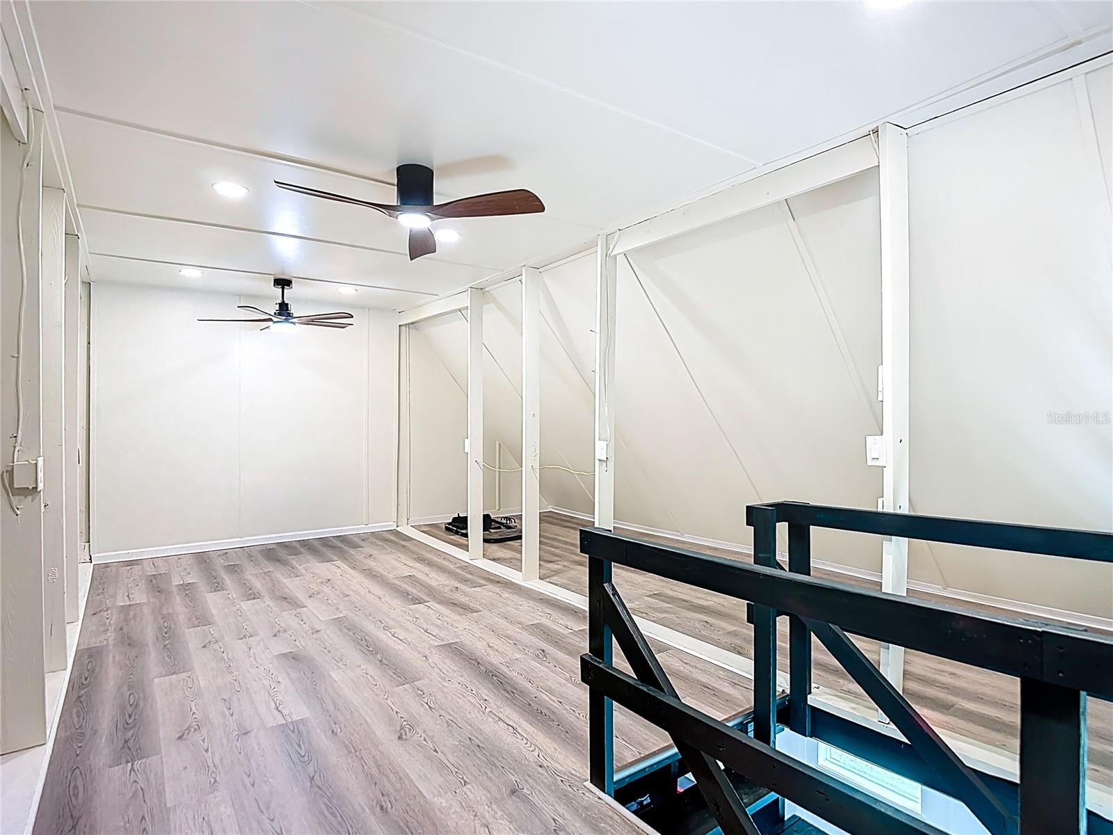 Listing photo id 70 for 216 Corbett Road