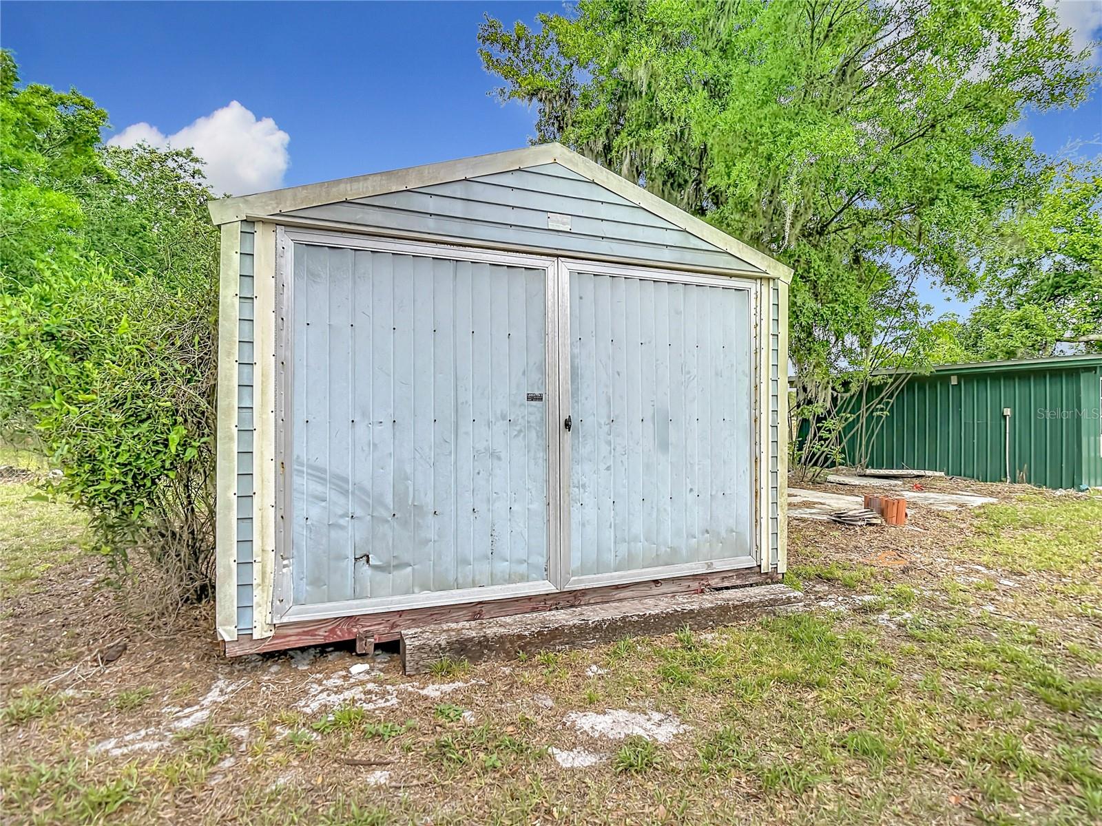 Listing photo id 85 for 216 Corbett Road