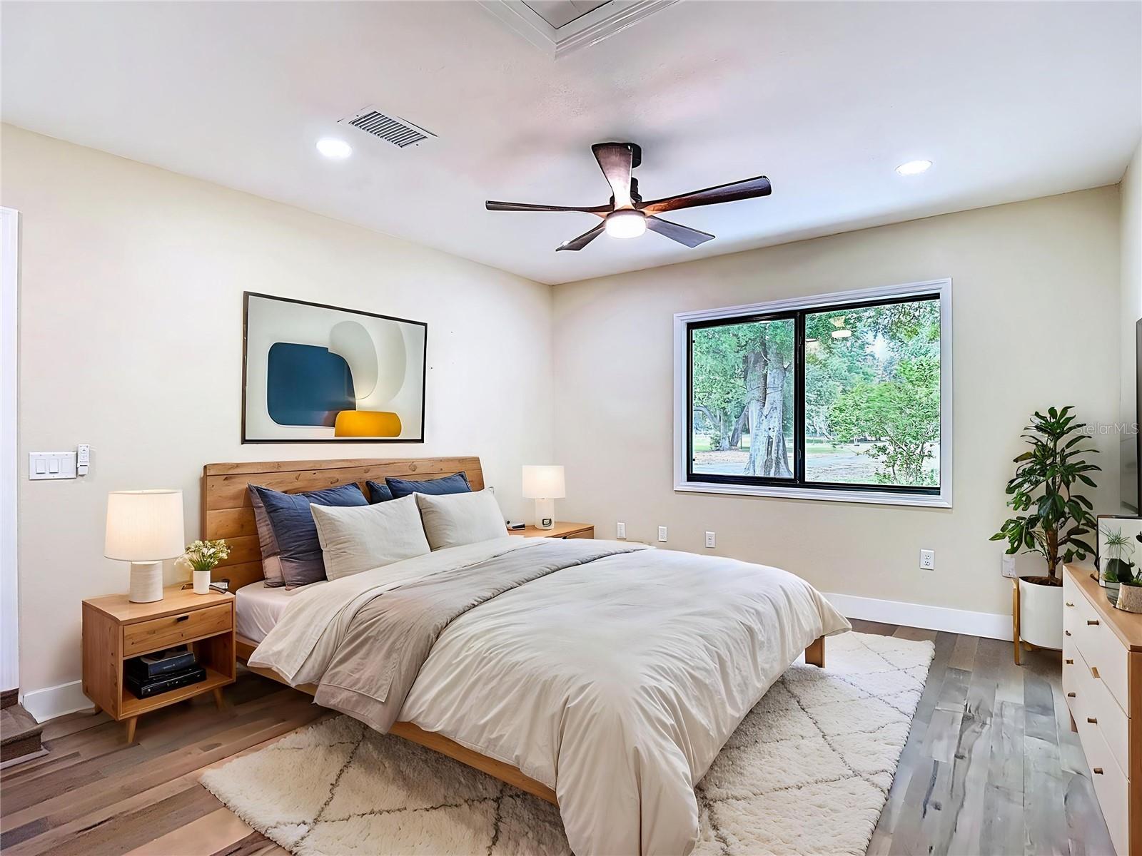 Listing photo id 7 for 216 Corbett Road